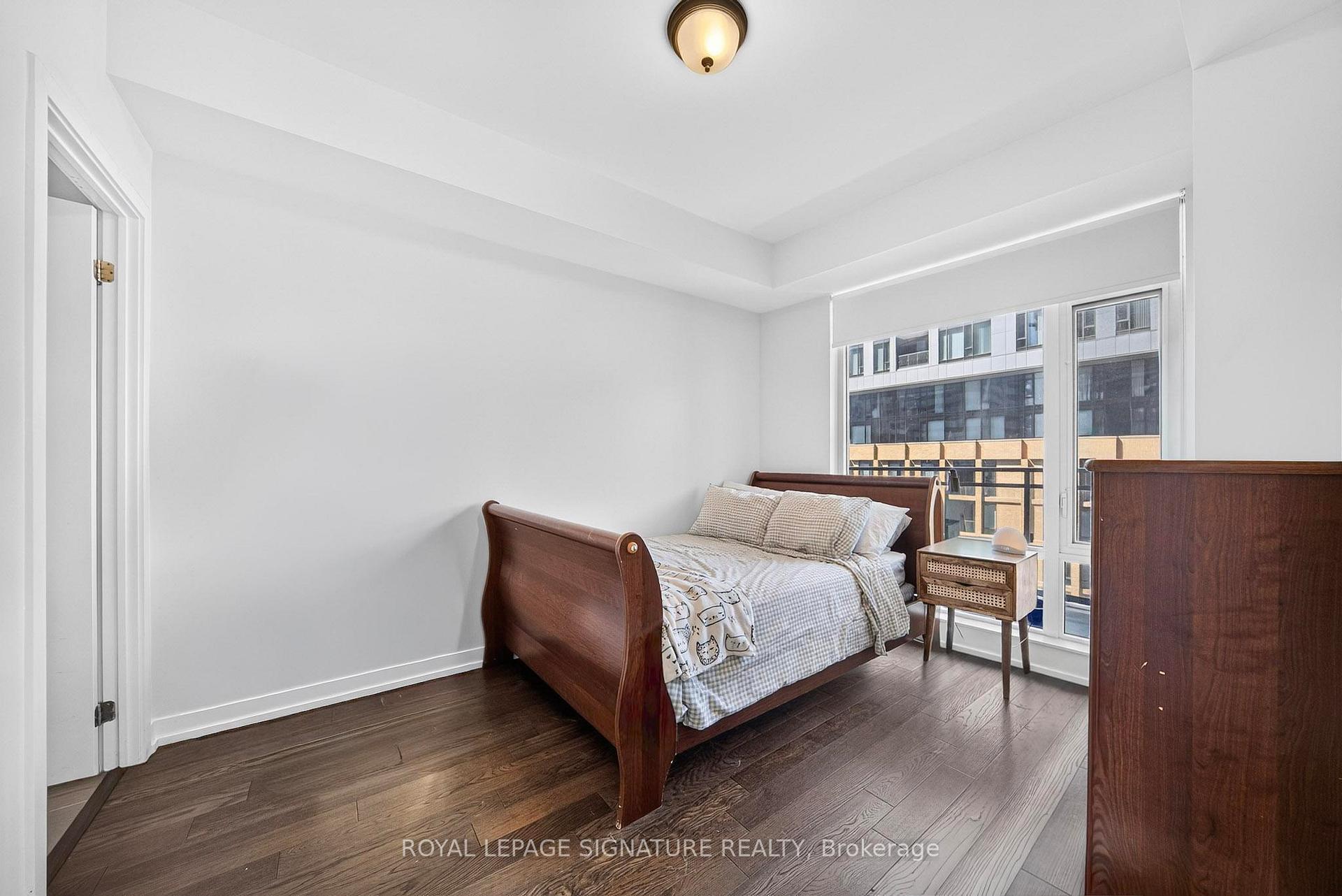 Photo 8 of Unit 1001, 21 Widmer Street, Toronto, Waterfront Communities — HOMEH