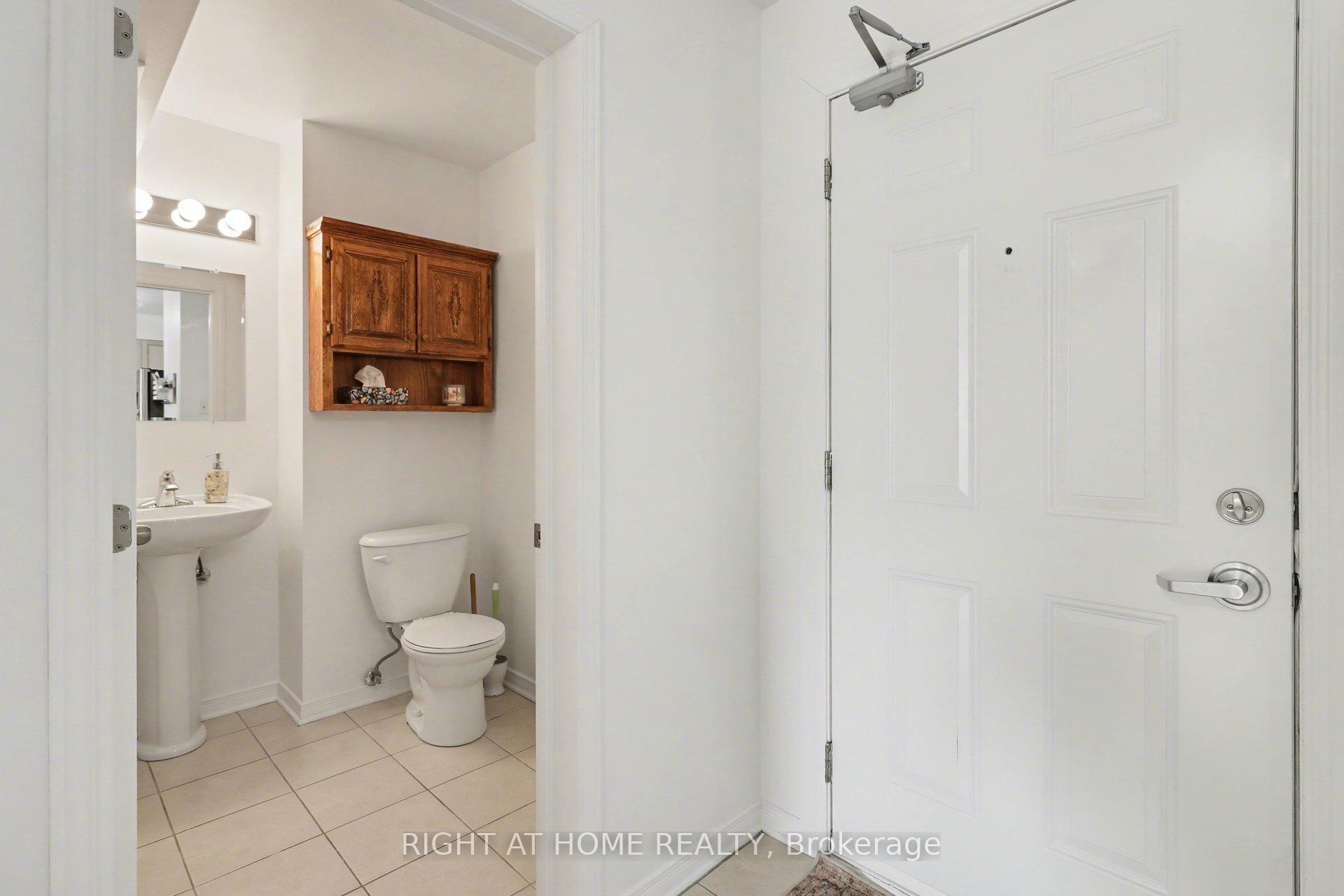 Photo 28 of Unit 202, 646 Cummings Avenue, Ottawa, Castle Heights/Rideau High — HOMEH