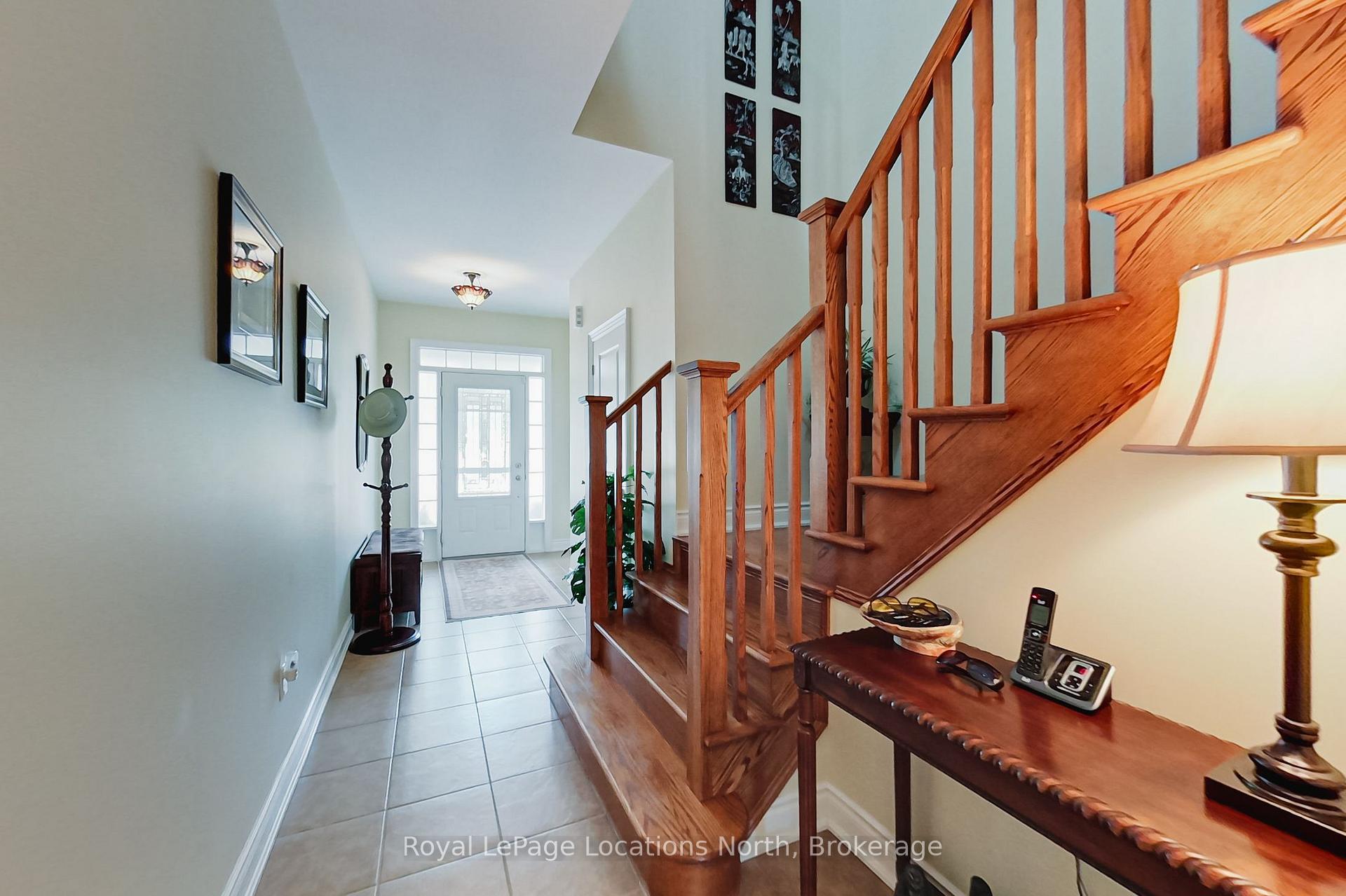 Photo 6 of 34 Savannah Crescent, Wasaga Beach — HOMEH