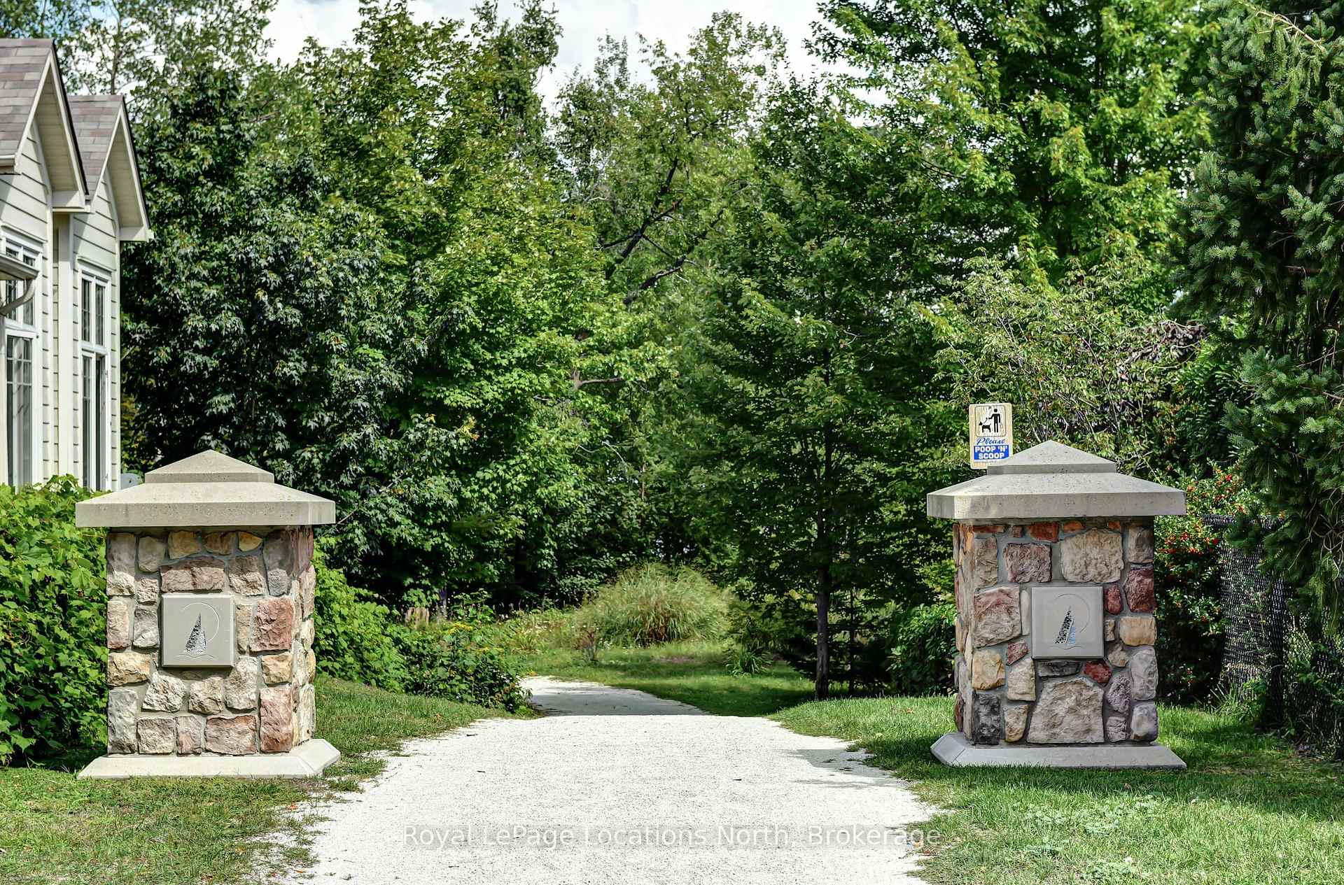 Photo 36 of 34 Savannah Crescent, Wasaga Beach — HOMEH
