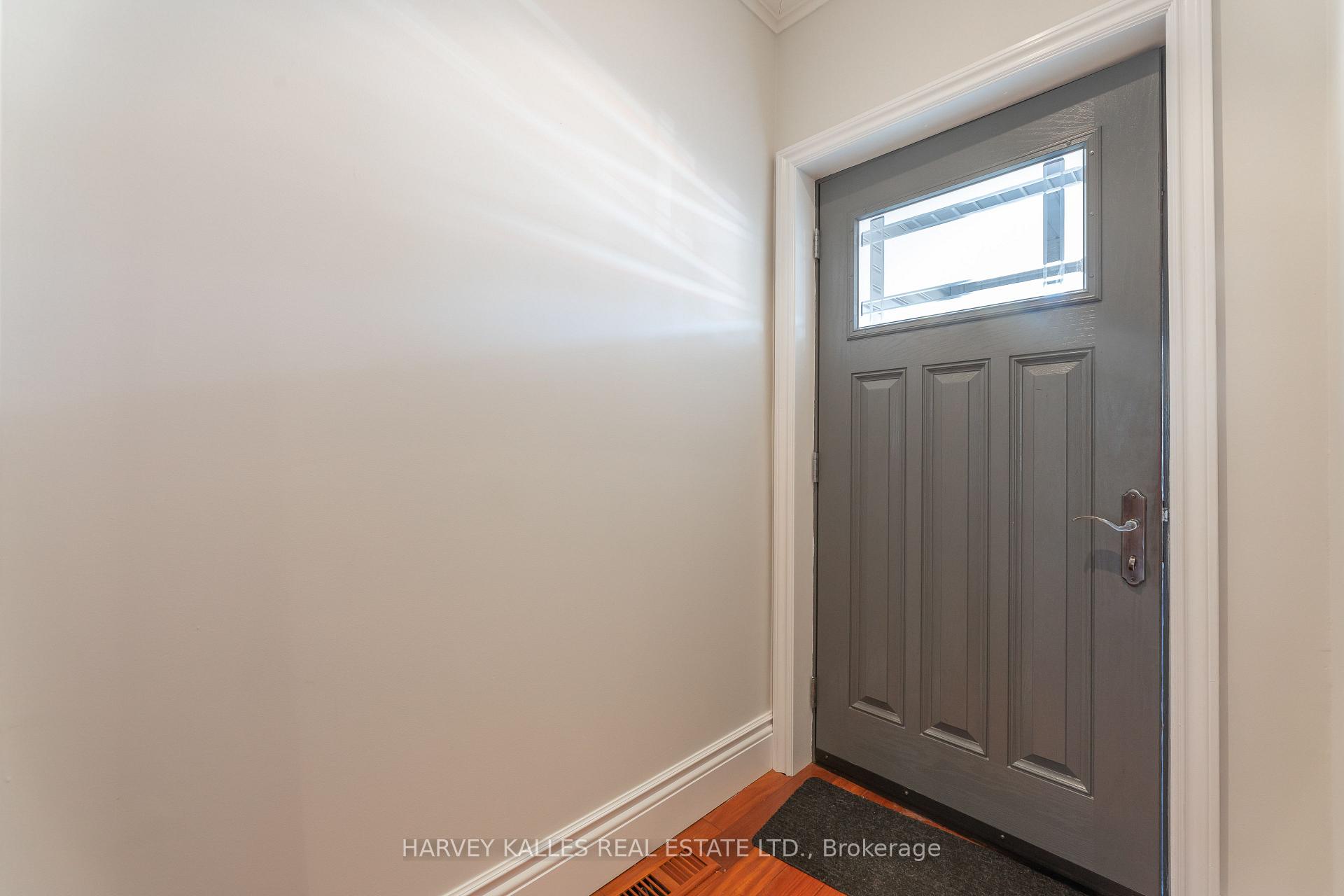 Photo 5 of 1107 Gerrard Street E, Toronto, South Riverdale — HOMEH