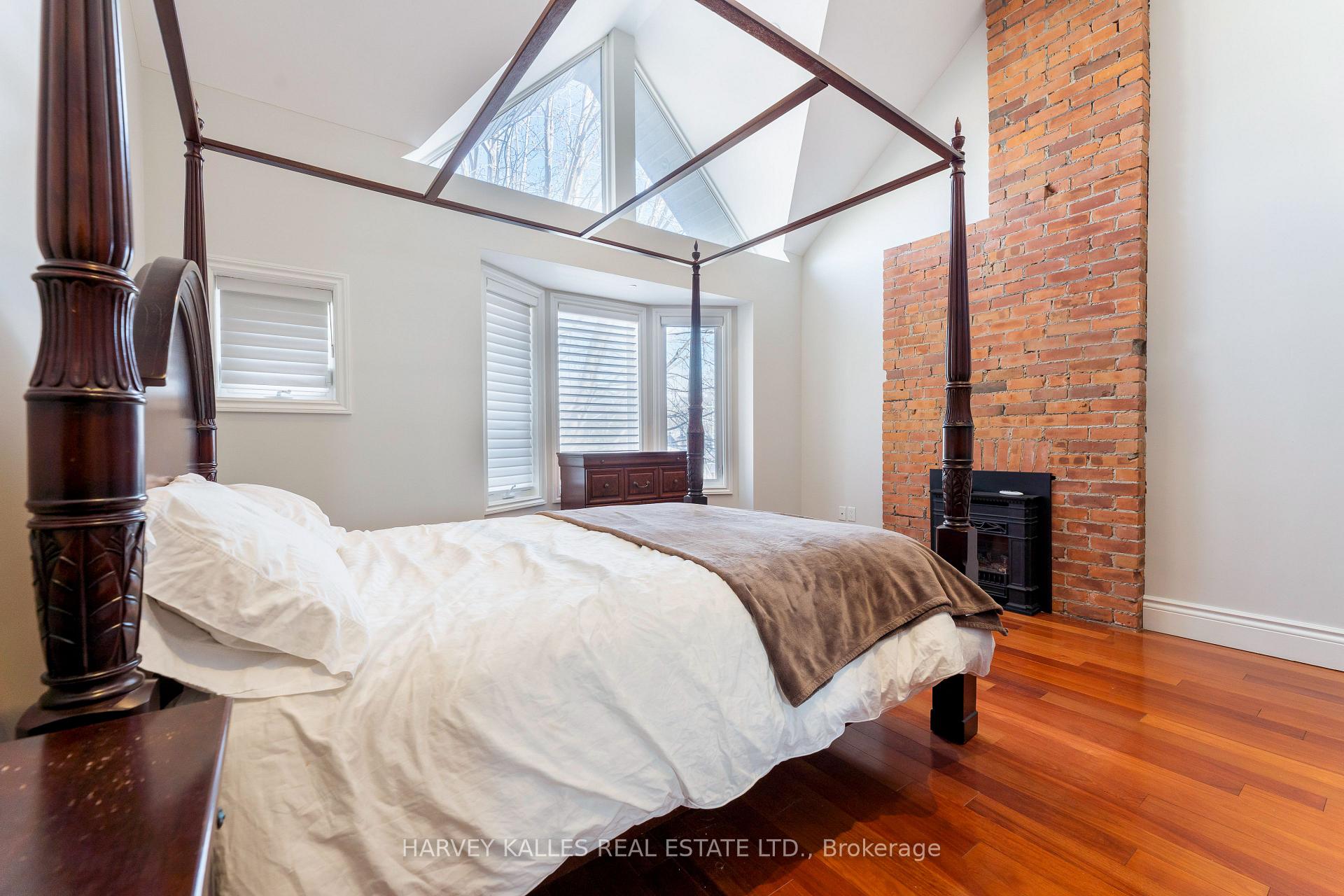 Photo 18 of 1107 Gerrard Street E, Toronto, South Riverdale — HOMEH