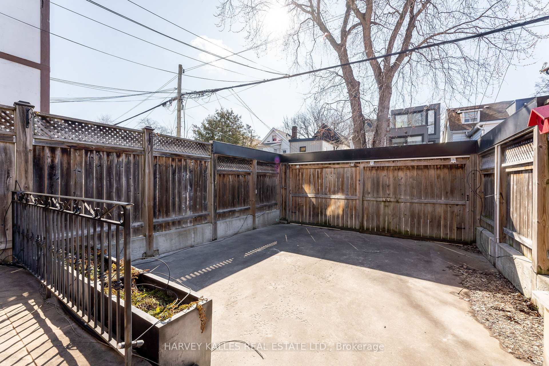 Photo 30 of 1107 Gerrard Street E, Toronto, South Riverdale — HOMEH