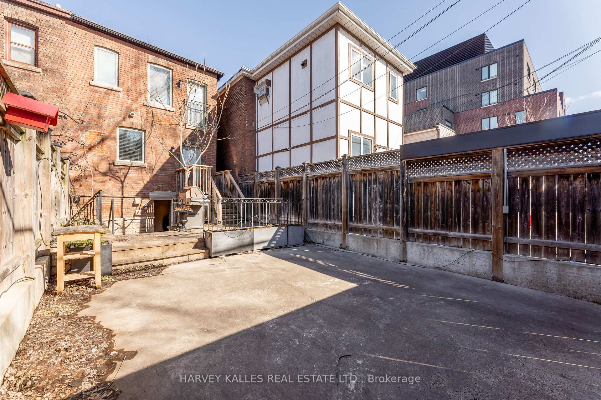 Photo 31 of 1107 Gerrard Street E, Toronto, South Riverdale — HOMEH