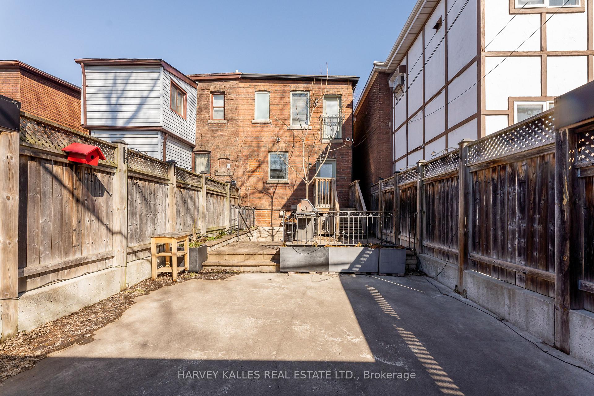 Photo 32 of 1107 Gerrard Street E, Toronto, South Riverdale — HOMEH