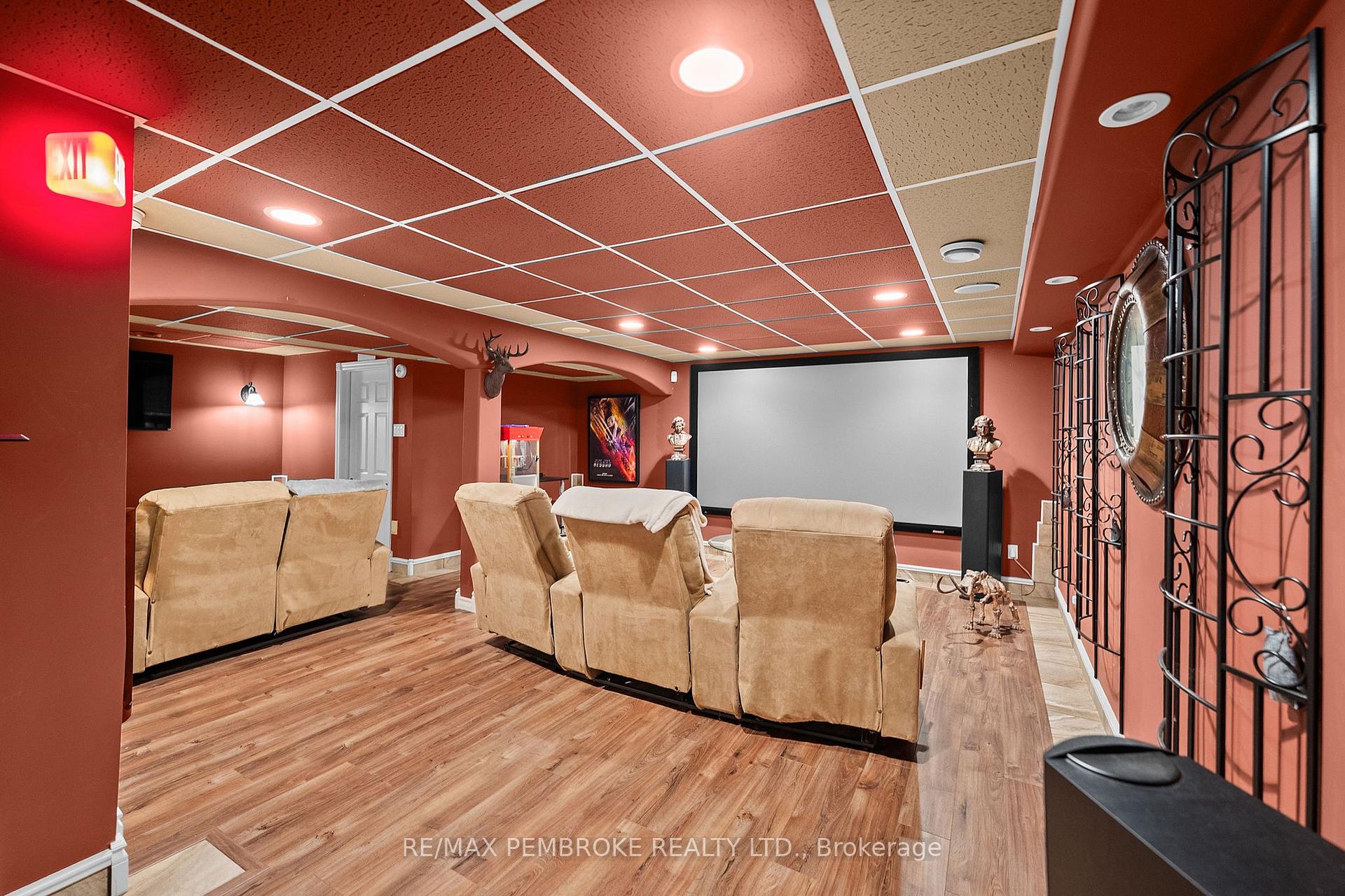 Photo 23 of 1315 Blakely Crescent W, Pembroke, Pembroke — HOMEH
