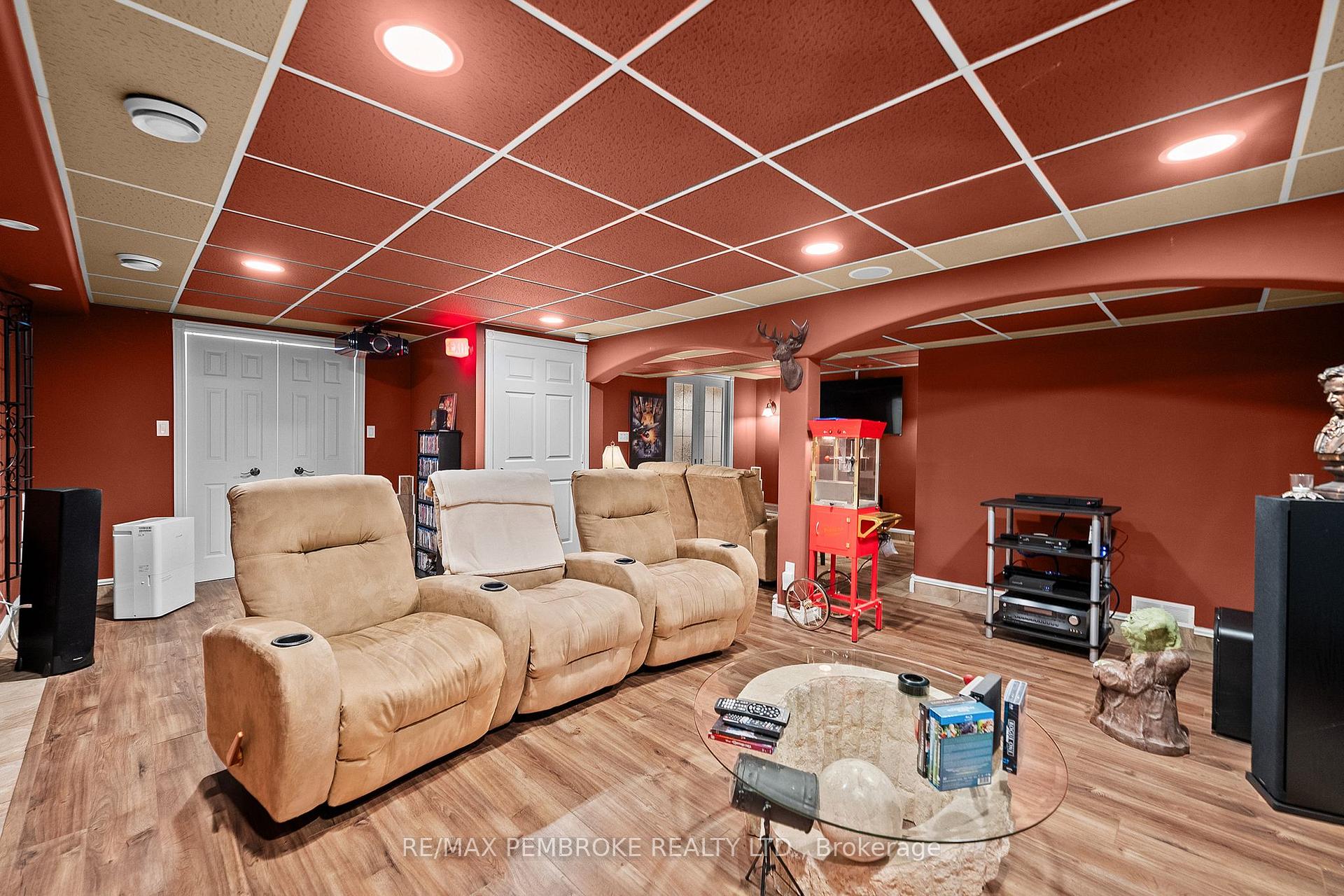 Photo 24 of 1315 Blakely Crescent W, Pembroke, Pembroke — HOMEH
