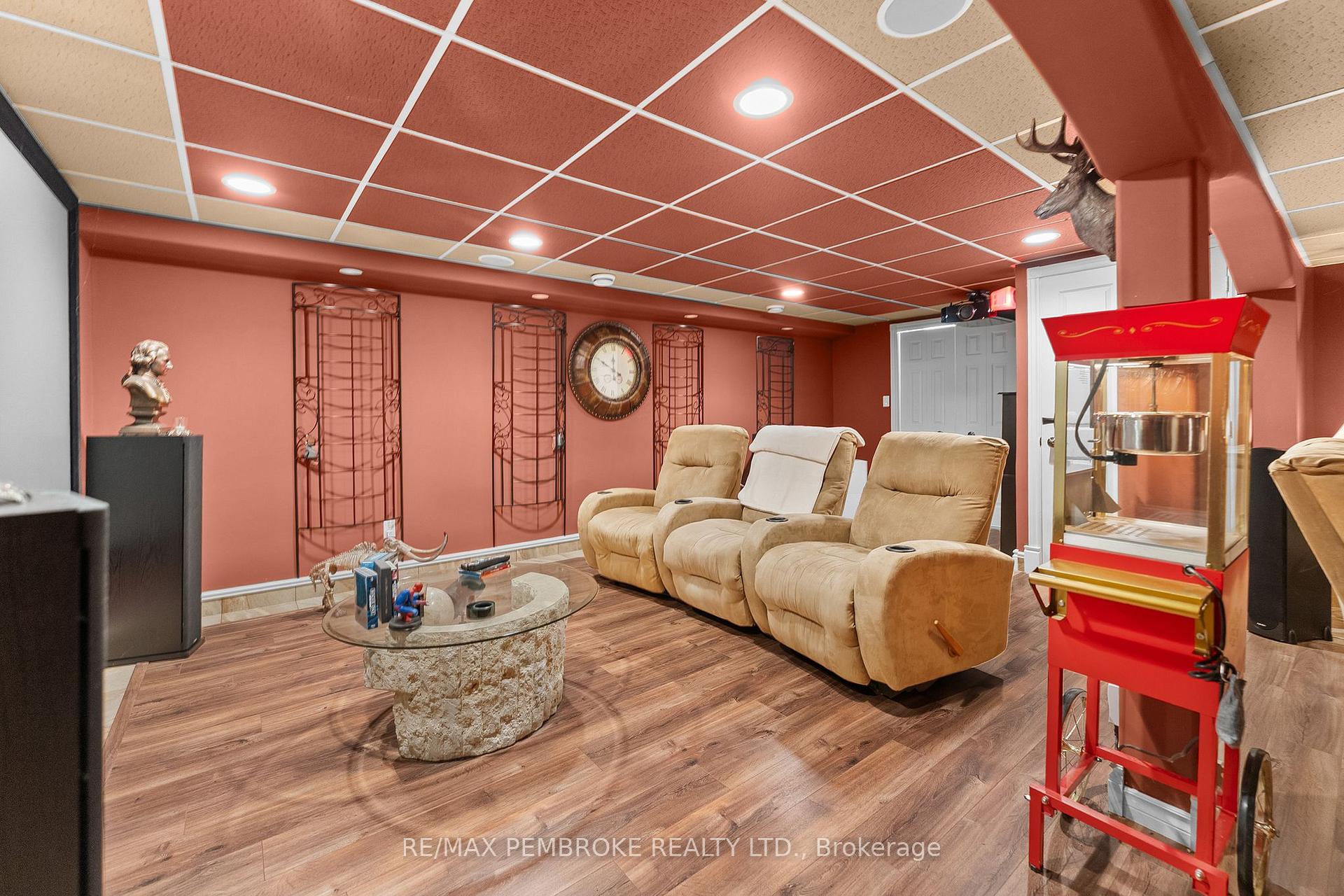Photo 25 of 1315 Blakely Crescent W, Pembroke, Pembroke — HOMEH