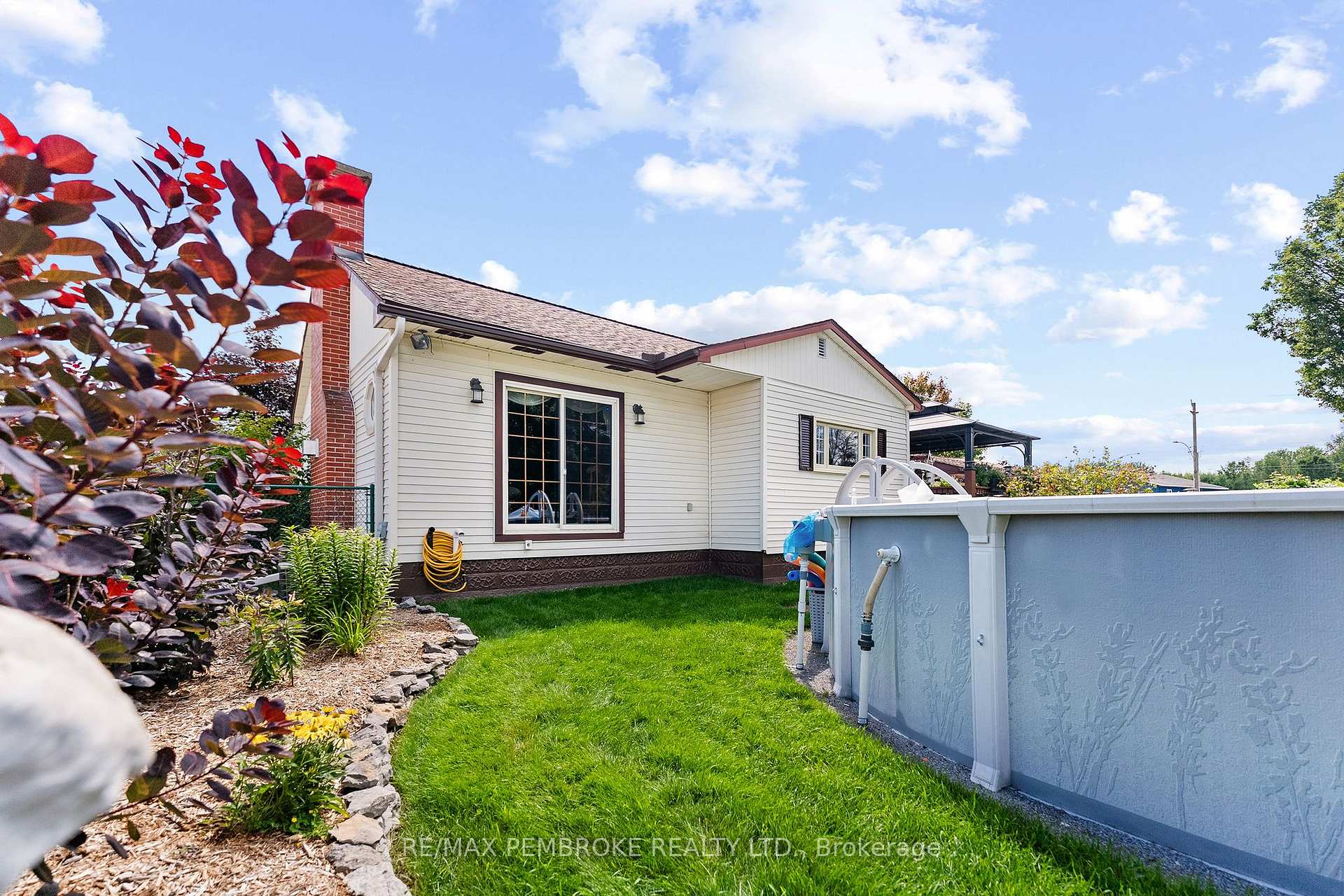 Photo 37 of 1315 Blakely Crescent W, Pembroke, Pembroke — HOMEH