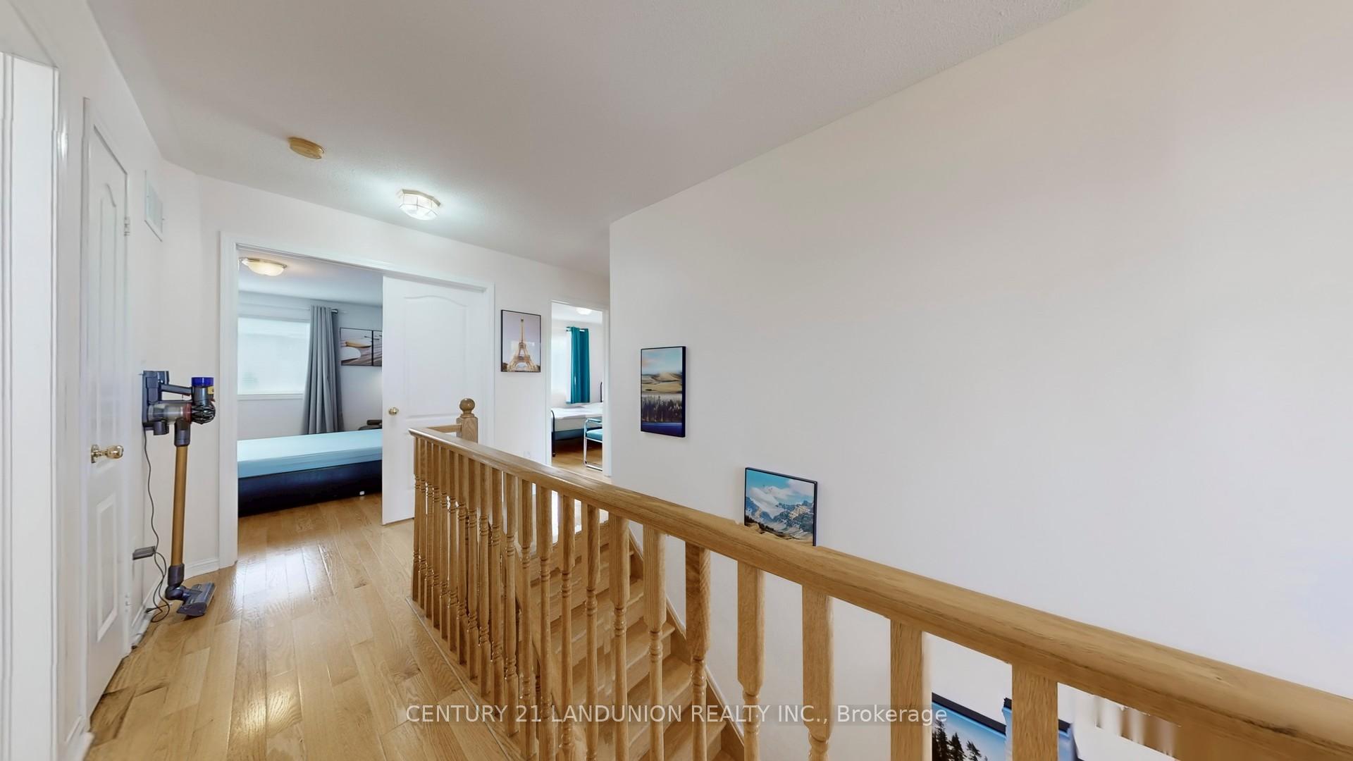 Photo 26 of 10 Majestic Drive, Markham, Berczy — HOMEH