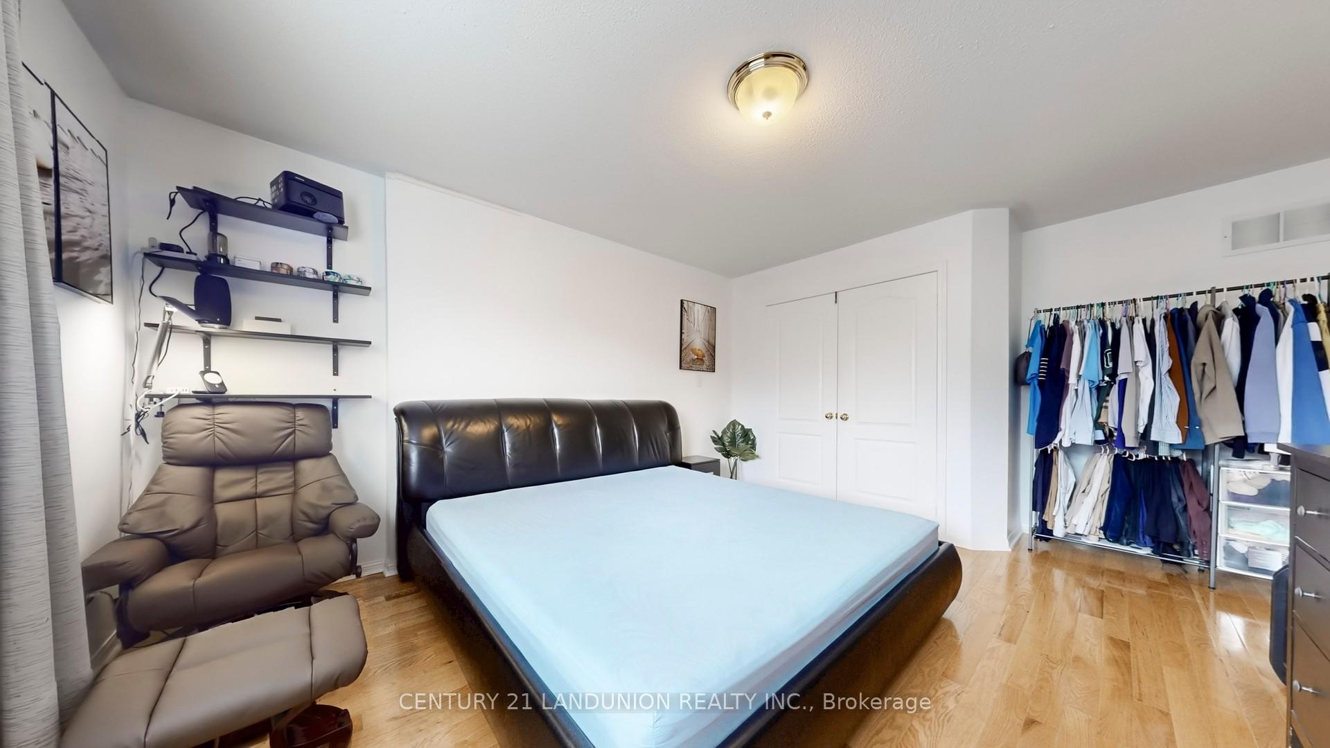 Photo 39 of 10 Majestic Drive, Markham, Berczy — HOMEH