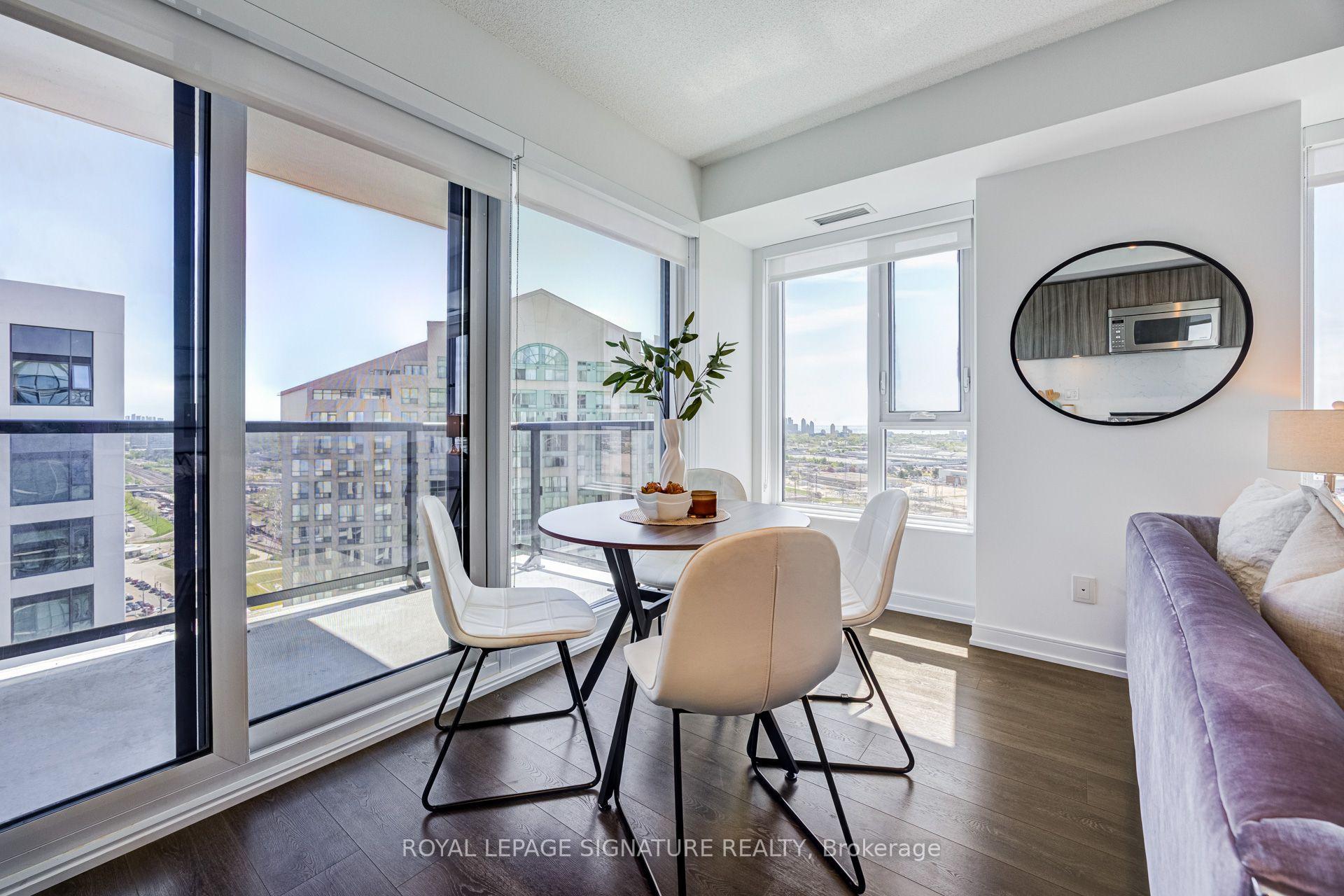Photo 4 of Unit 2008, 30 Samuel Wood Way, Etobicoke, Islington-City Centre West — HOMEH