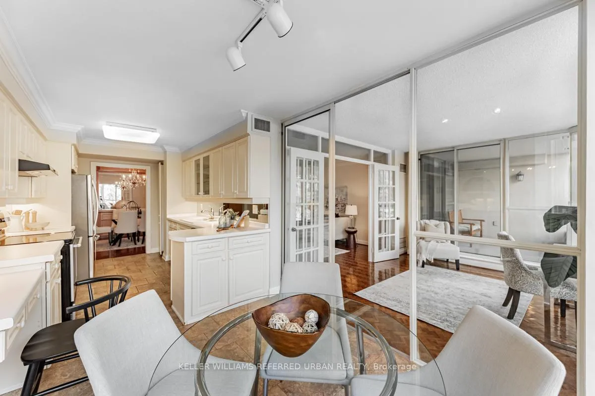 Photo 10 of Unit 520, 3800 Yonge Street, Toronto, Bedford Park-Nortown — HOMEH