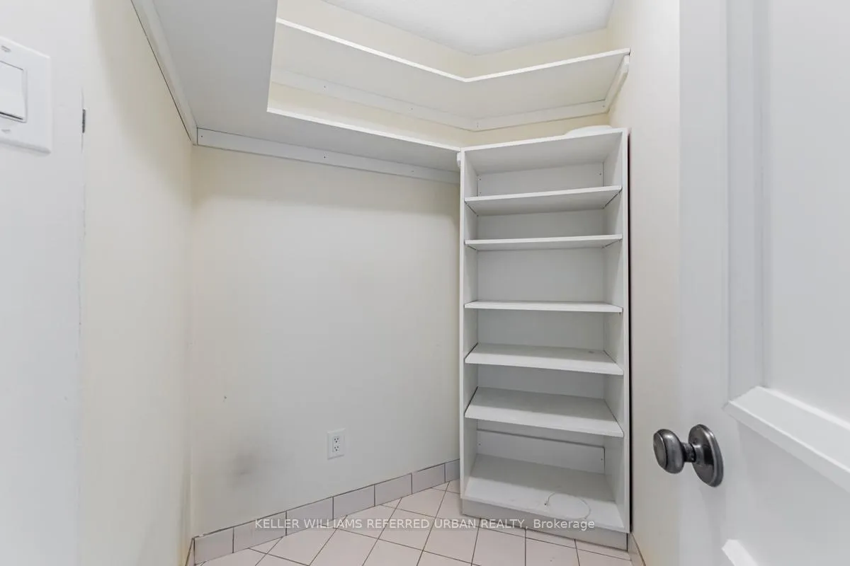 Photo 16 of Unit 520, 3800 Yonge Street, Toronto, Bedford Park-Nortown — HOMEH