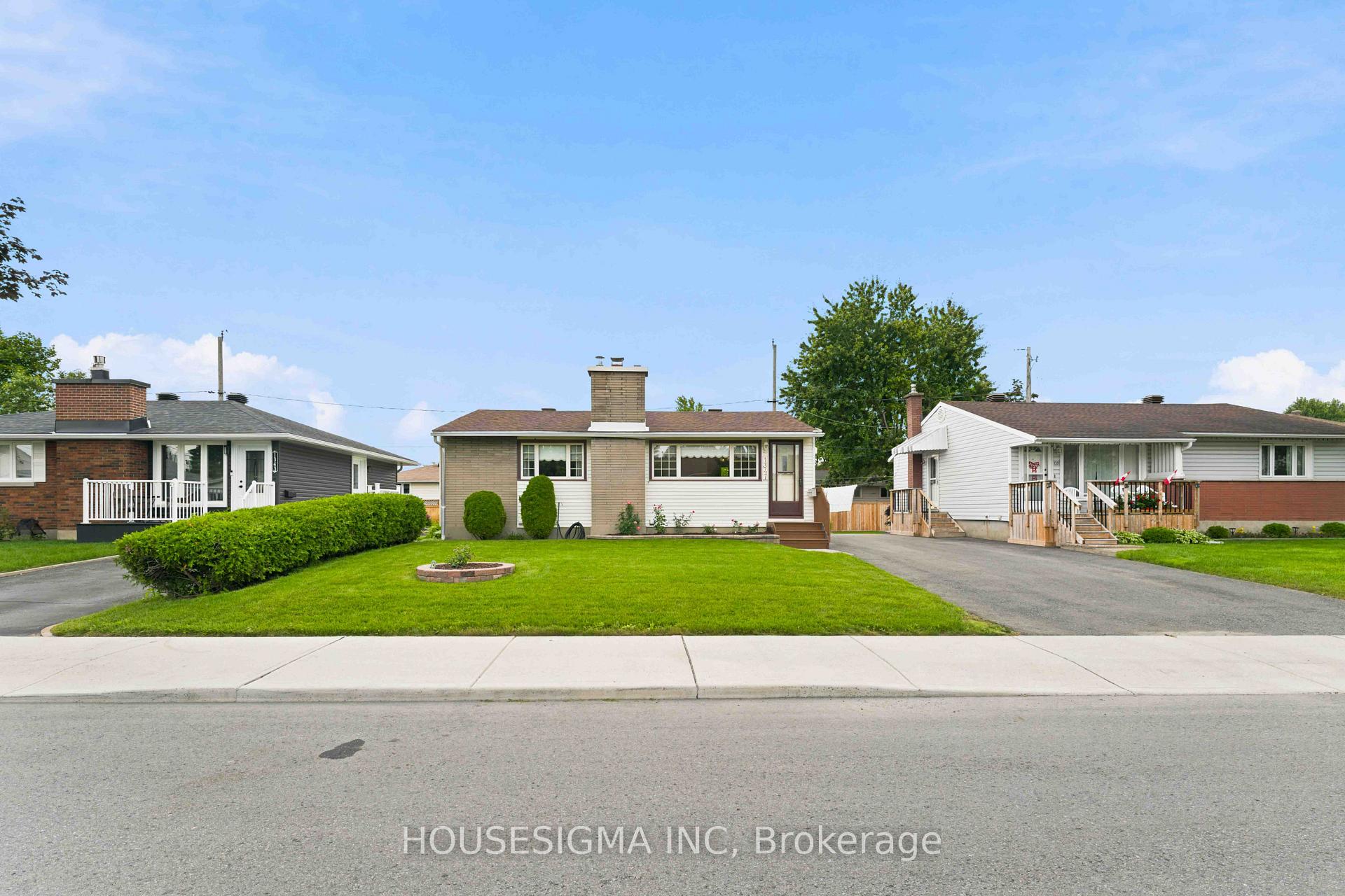 Photo 1 of 1347 R Avenue, Ottawa, Eastway Gardens/Industrial Park — HOMEH