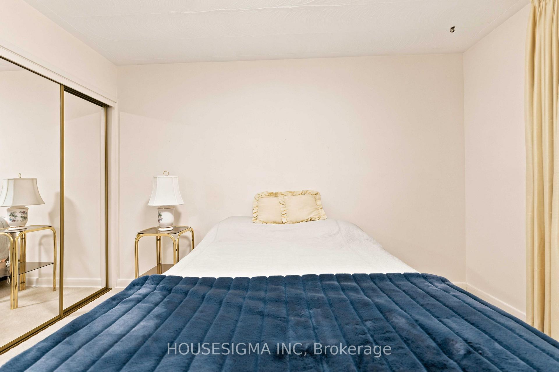 Photo 28 of 1347 R Avenue, Ottawa, Eastway Gardens/Industrial Park — HOMEH