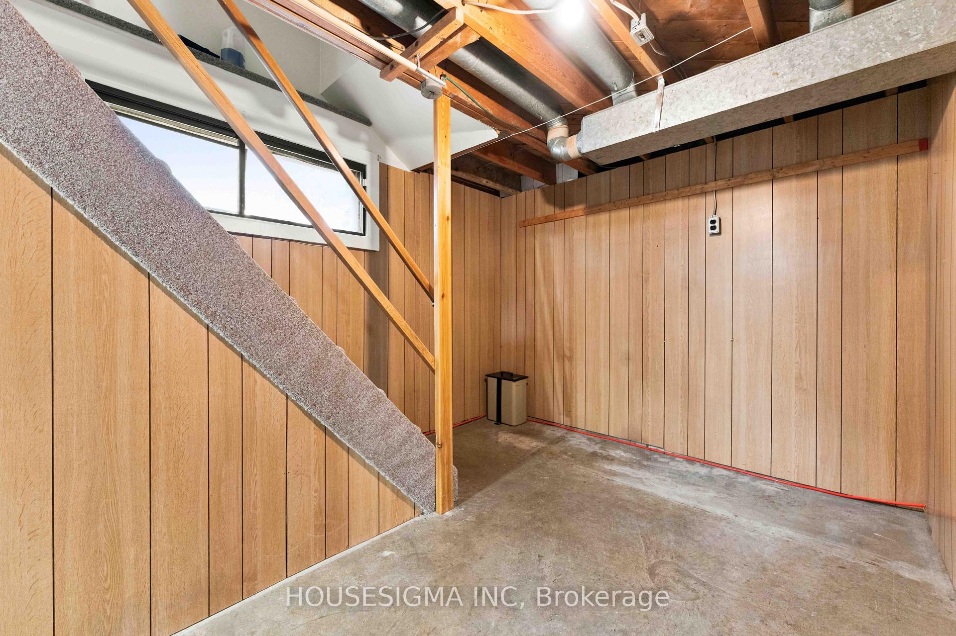 Photo 30 of 1347 R Avenue, Ottawa, Eastway Gardens/Industrial Park — HOMEH