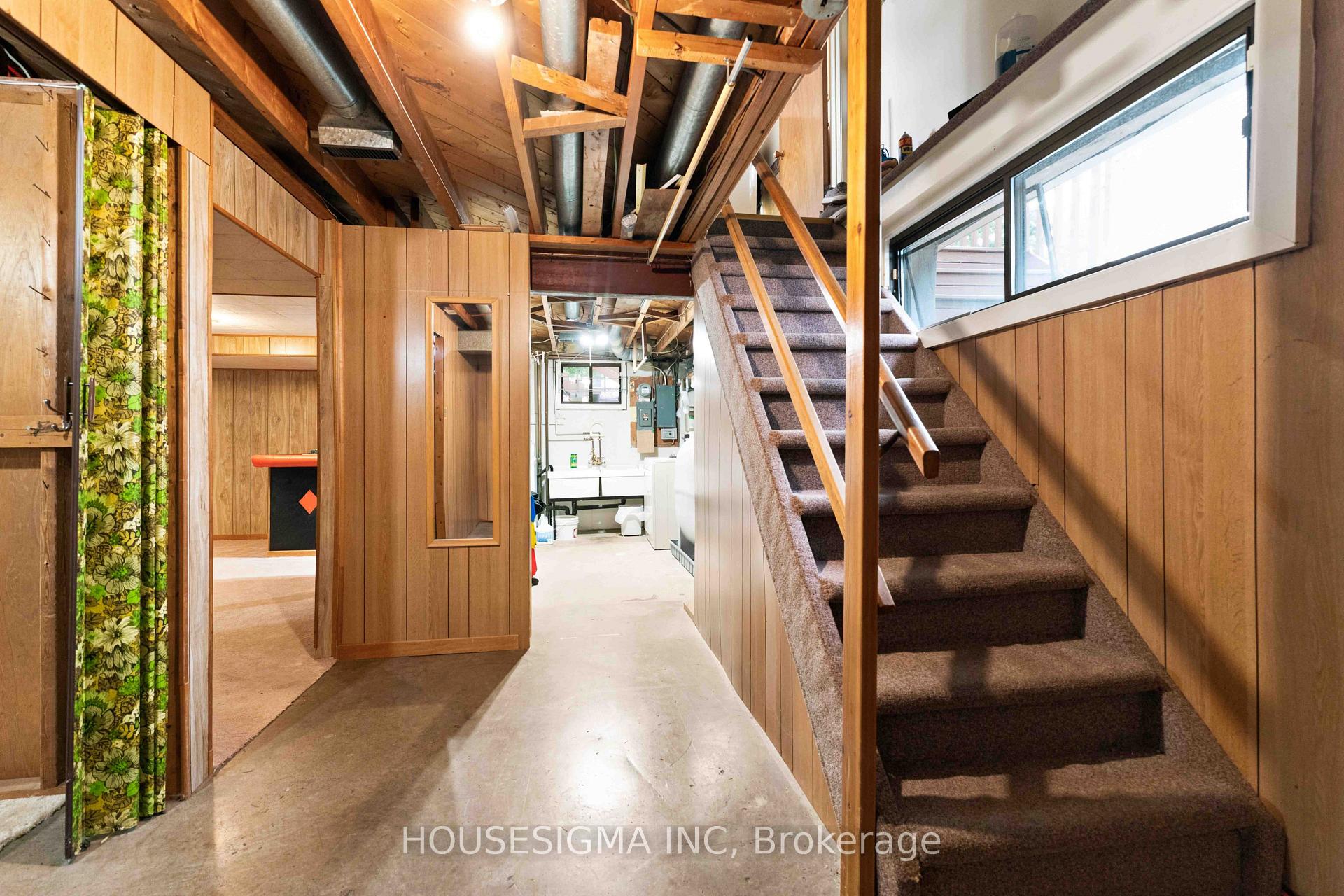 Photo 31 of 1347 R Avenue, Ottawa, Eastway Gardens/Industrial Park — HOMEH