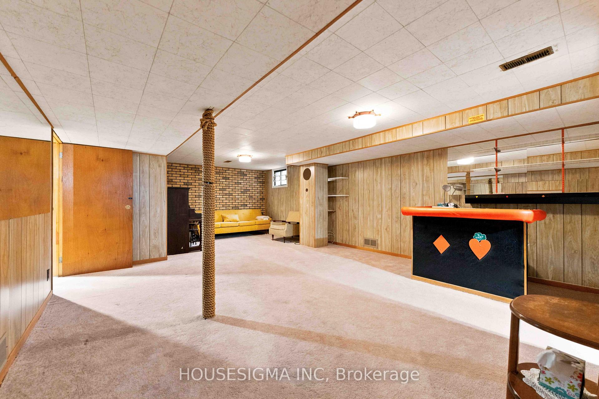 Photo 33 of 1347 R Avenue, Ottawa, Eastway Gardens/Industrial Park — HOMEH