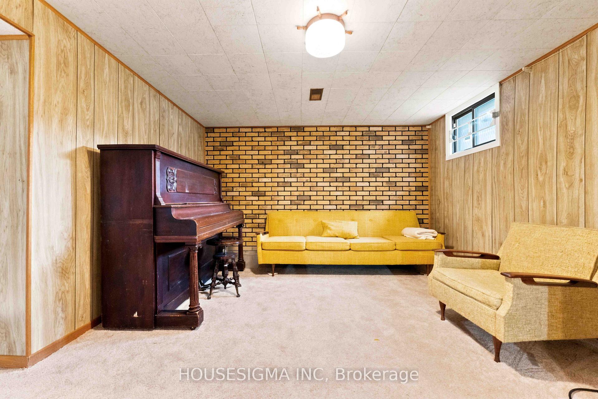Photo 34 of 1347 R Avenue, Ottawa, Eastway Gardens/Industrial Park — HOMEH