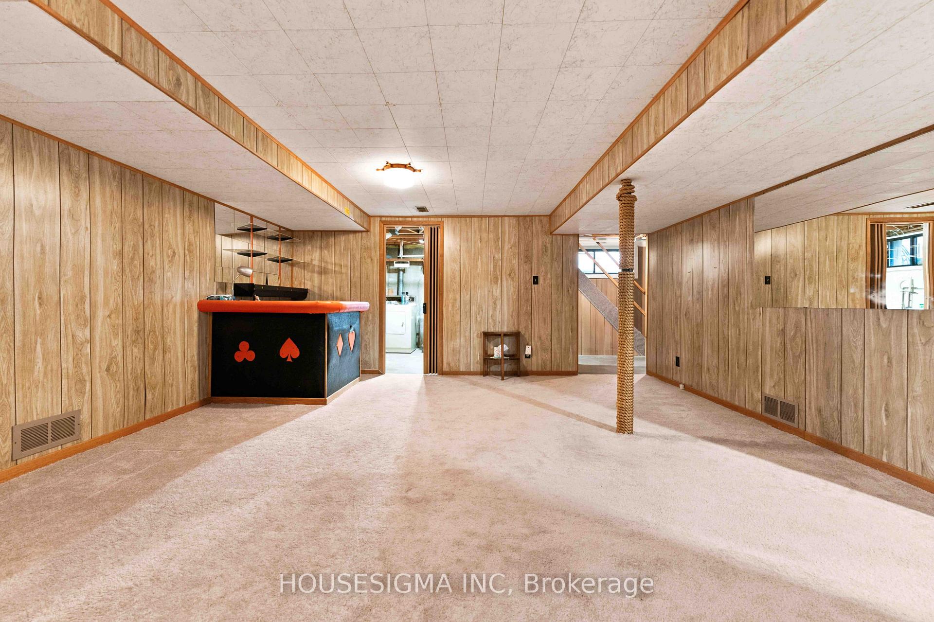 Photo 36 of 1347 R Avenue, Ottawa, Eastway Gardens/Industrial Park — HOMEH