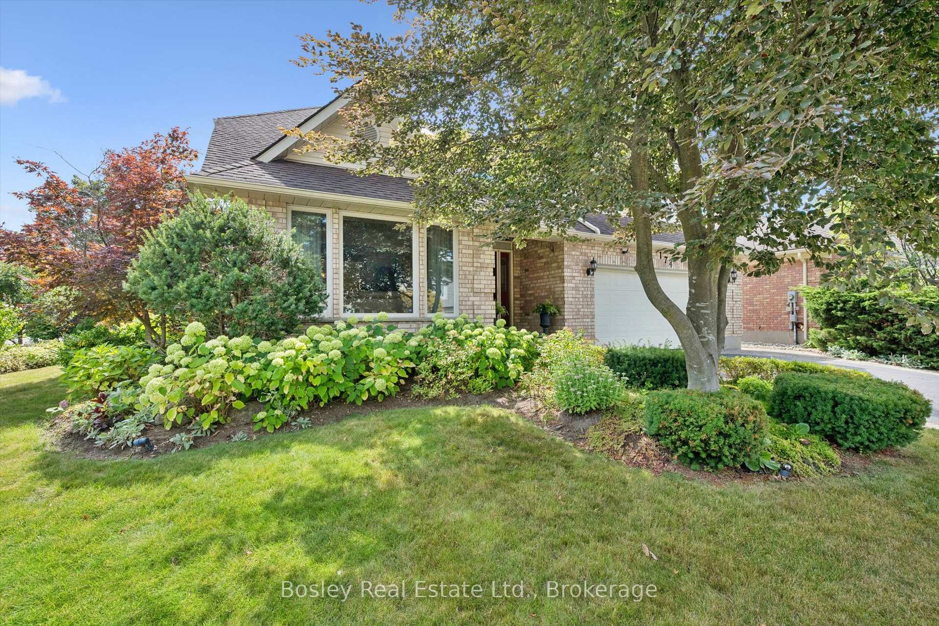 Photo 5 of 174 Dimson Avenue, Guelph, Kortright East — HOMEH