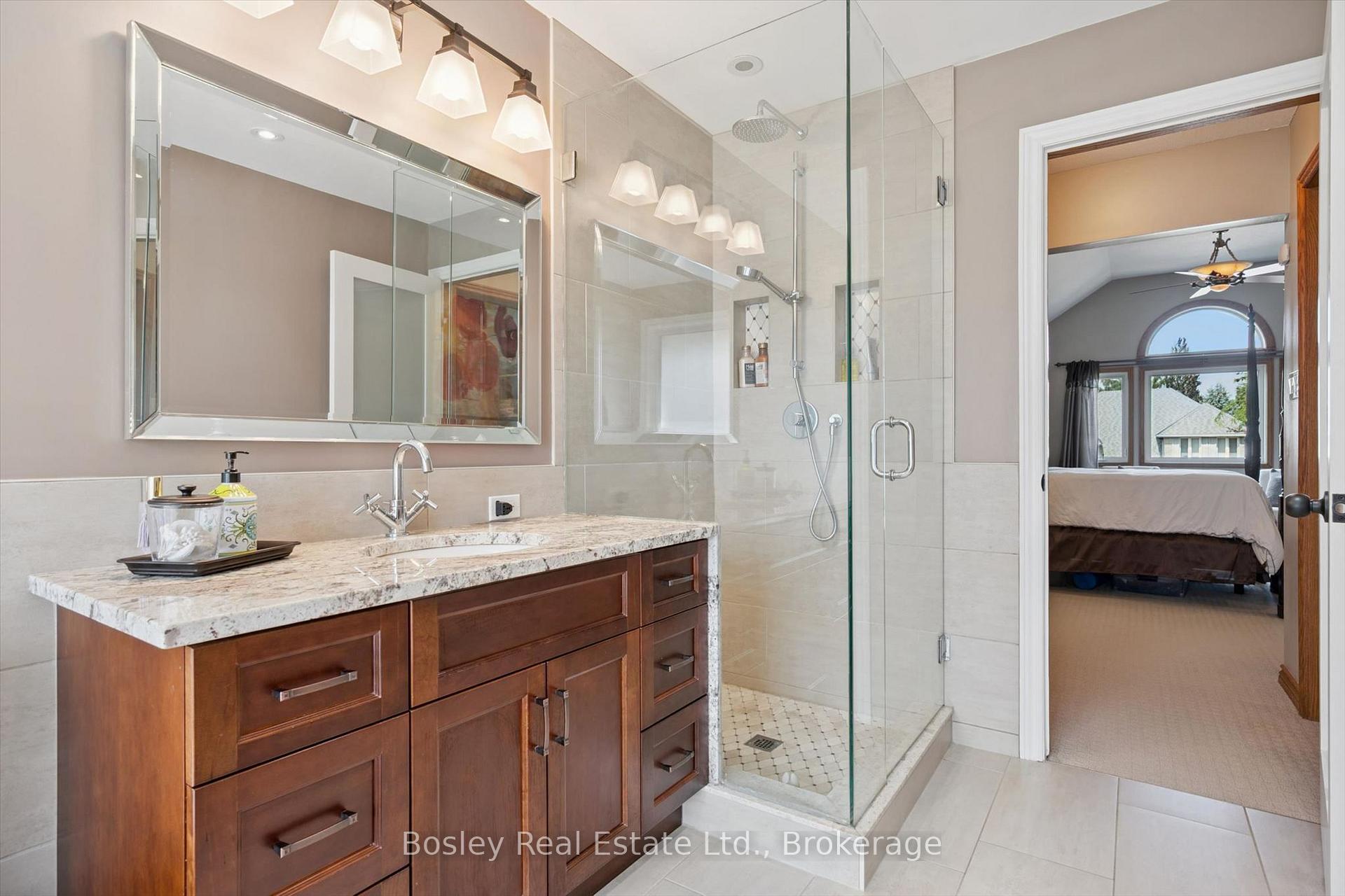 Photo 35 of 174 Dimson Avenue, Guelph, Kortright East — HOMEH