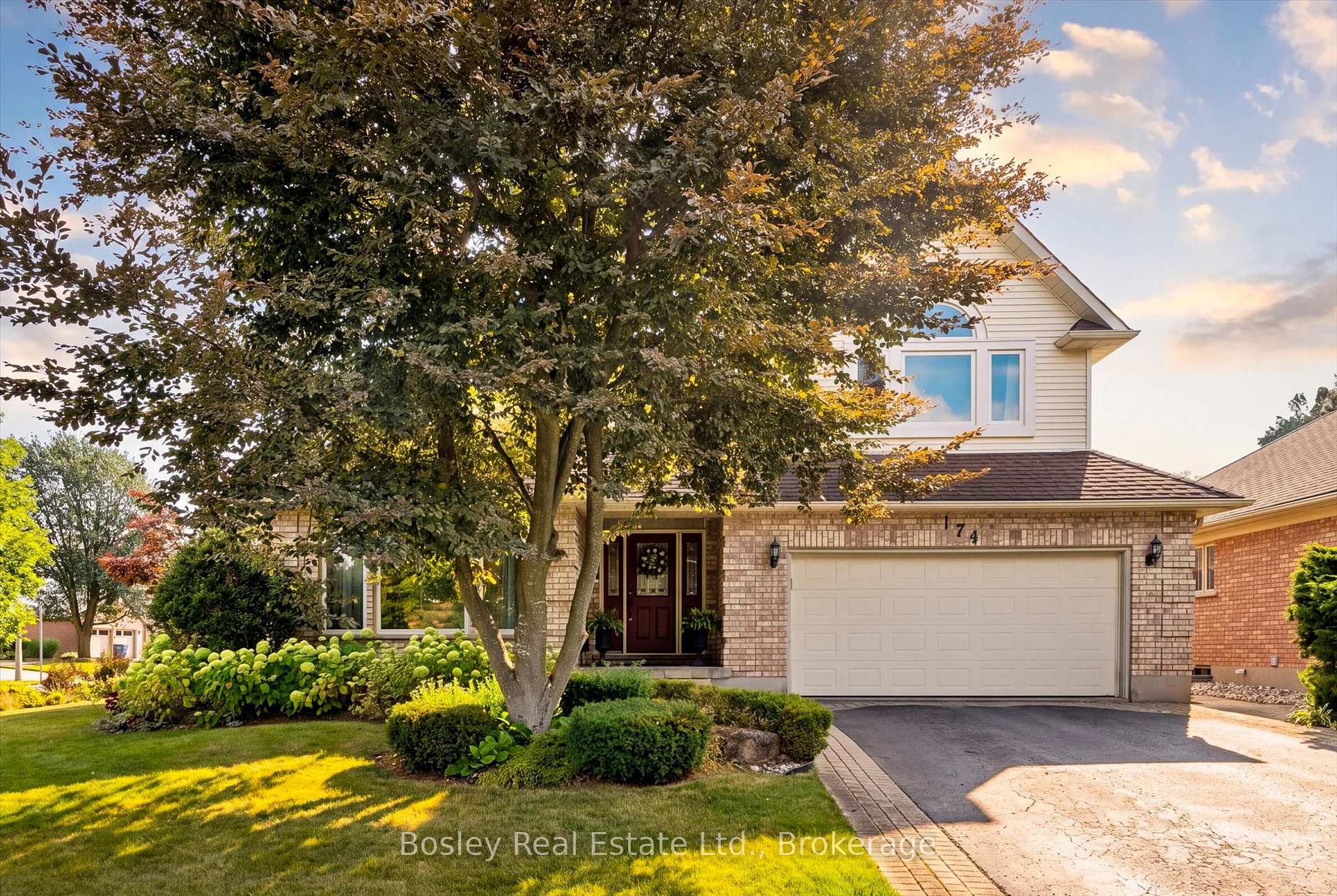 Photo 2 of 174 Dimson Avenue, Guelph, Kortright East — HOMEH