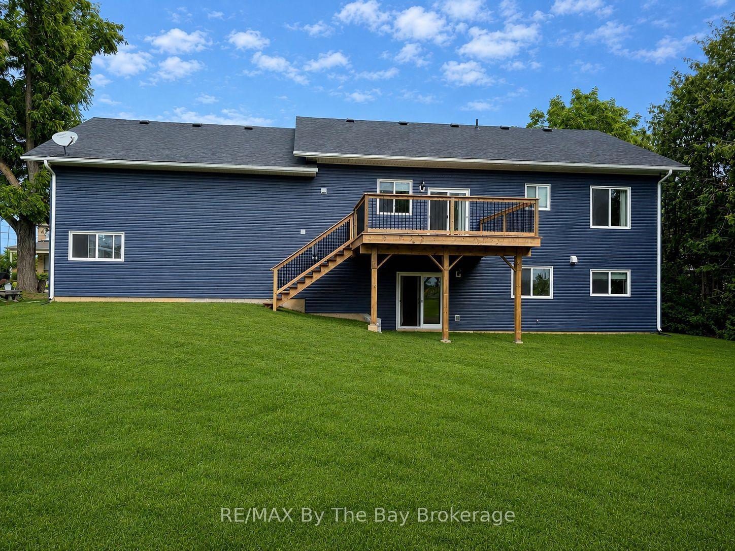 Photo 3 of 146 Mary Street, Clearview, Creemore — HOMEH