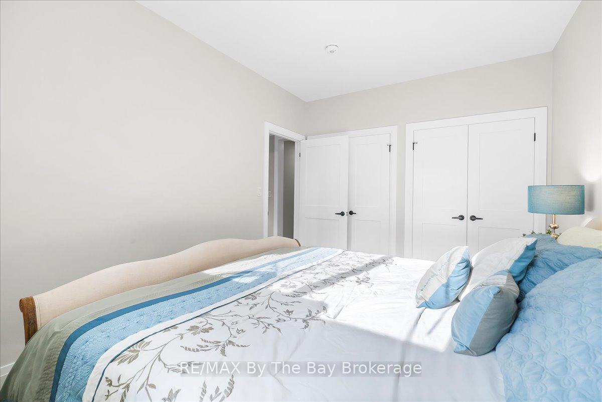 Photo 33 of 146 Mary Street, Clearview, Creemore — HOMEH