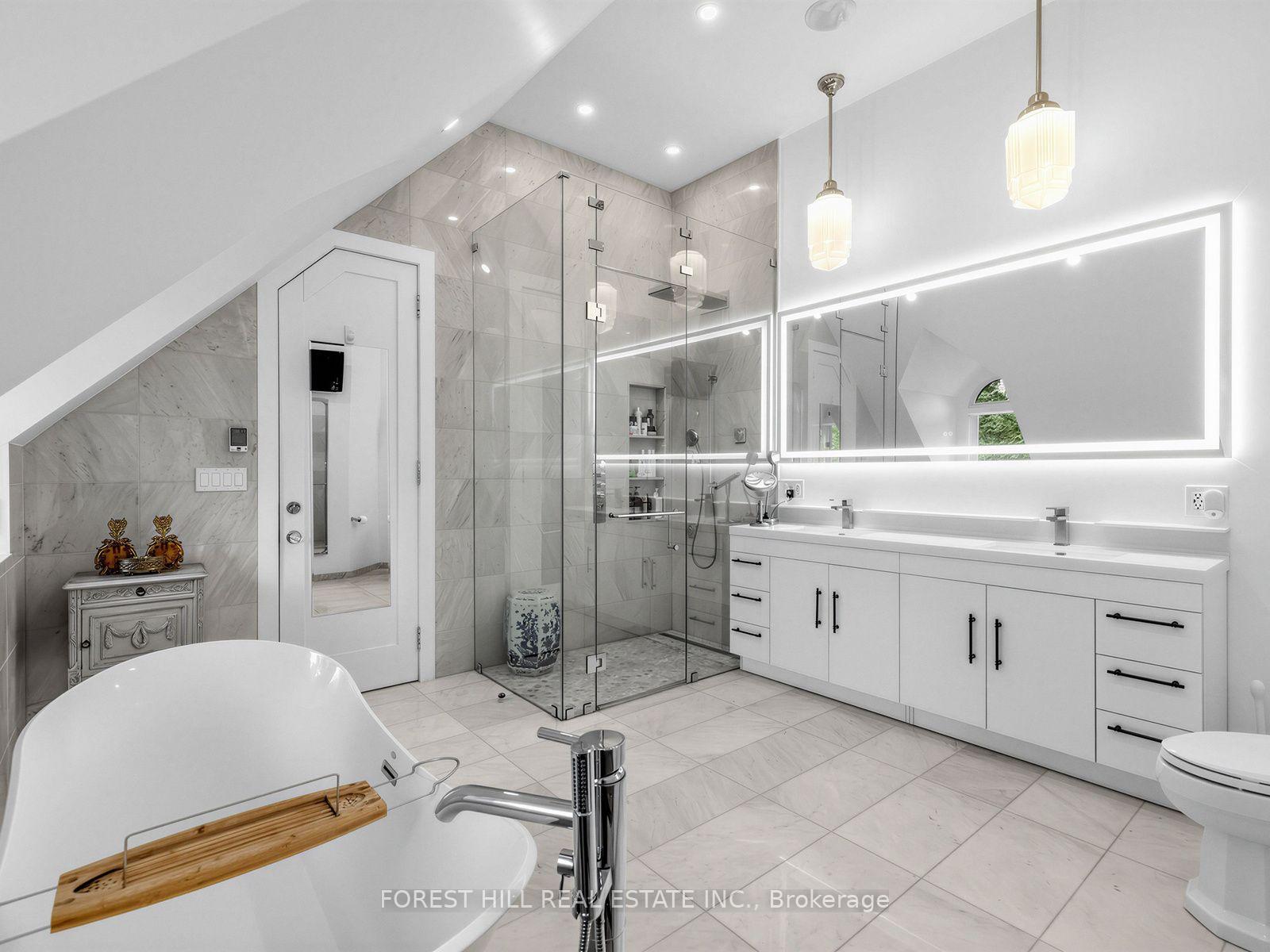 Photo 28 of 55 Strathearn Boulevard, Toronto, Forest Hill South — HOMEH