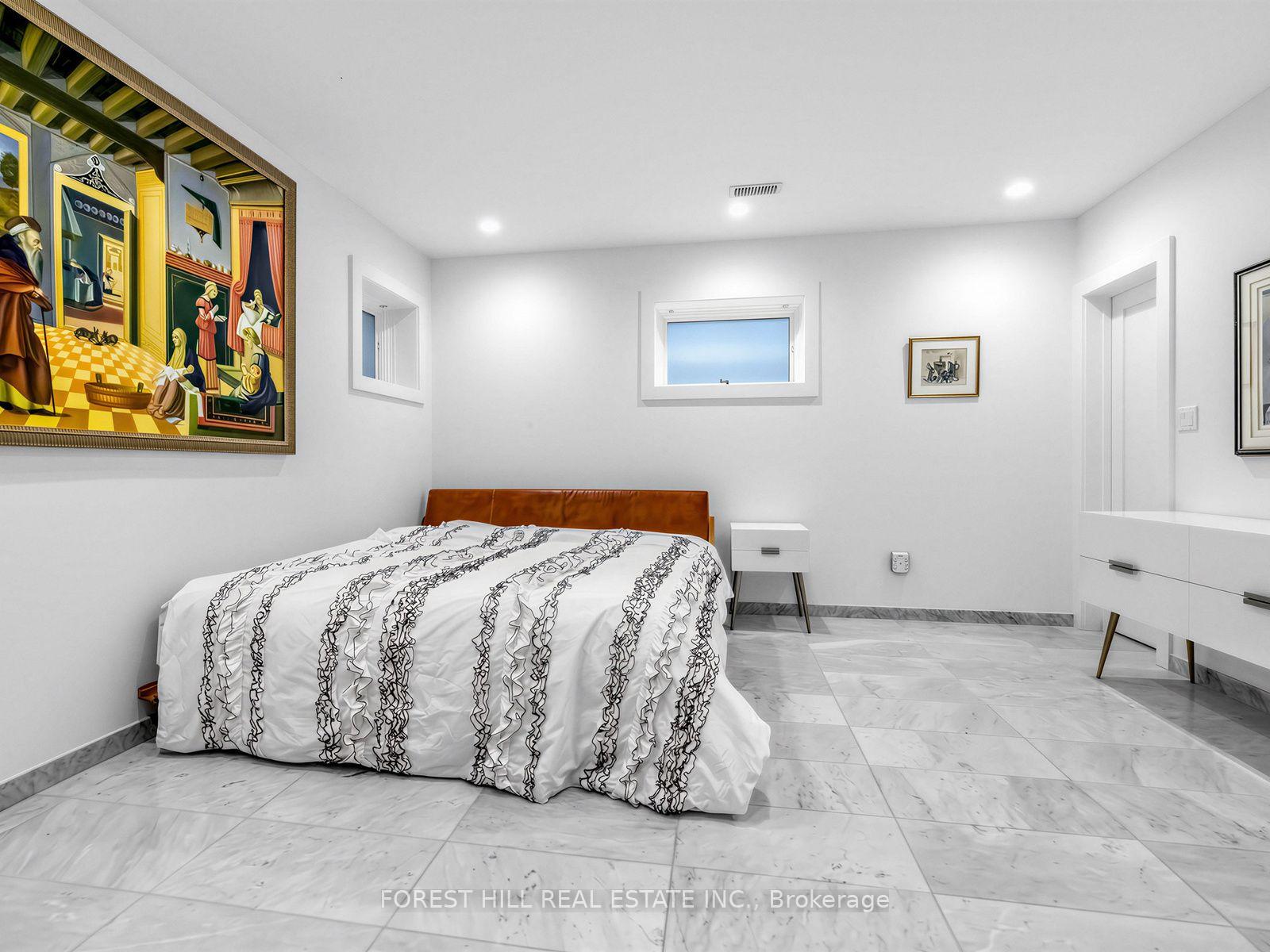 Photo 35 of 55 Strathearn Boulevard, Toronto, Forest Hill South — HOMEH