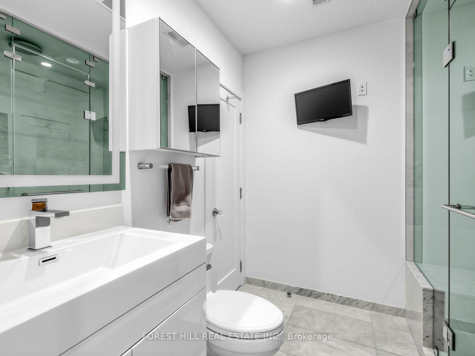 Photo 36 of 55 Strathearn Boulevard, Toronto, Forest Hill South — HOMEH