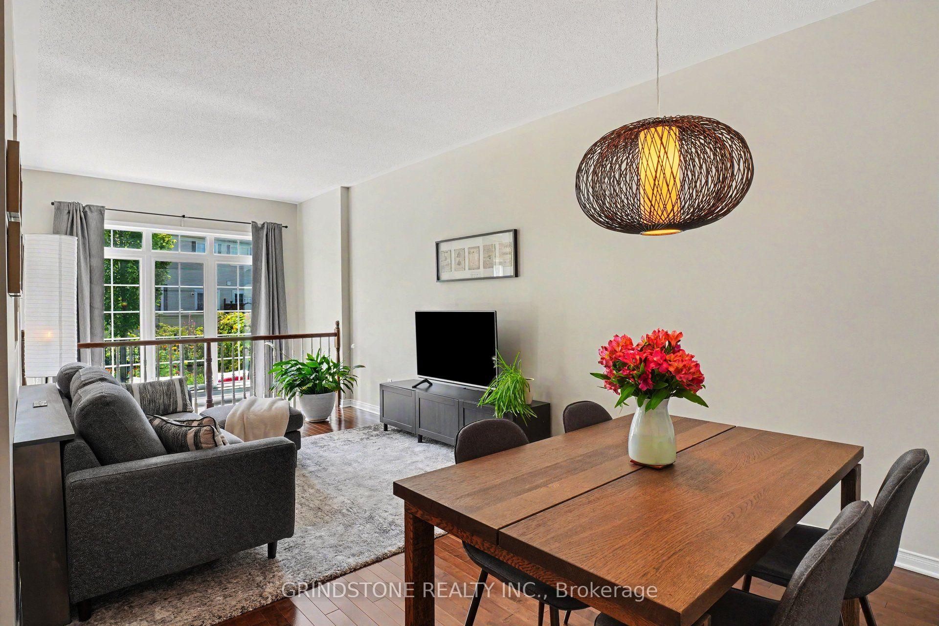 Photo 5 of 804 Kennacraig Private, Ottawa, Barrhaven - Stonebridge — HOMEH