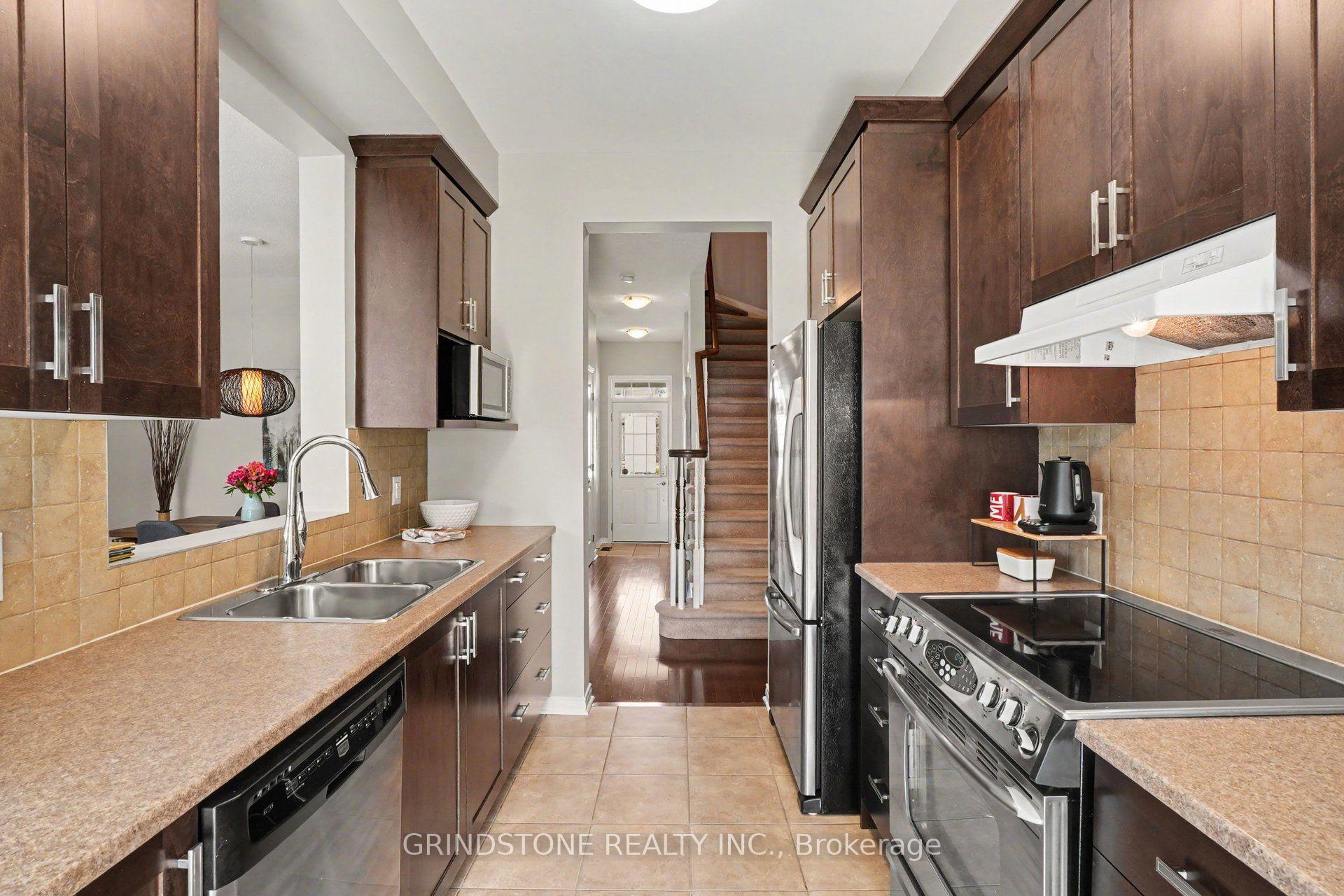 Photo 9 of 804 Kennacraig Private, Ottawa, Barrhaven - Stonebridge — HOMEH