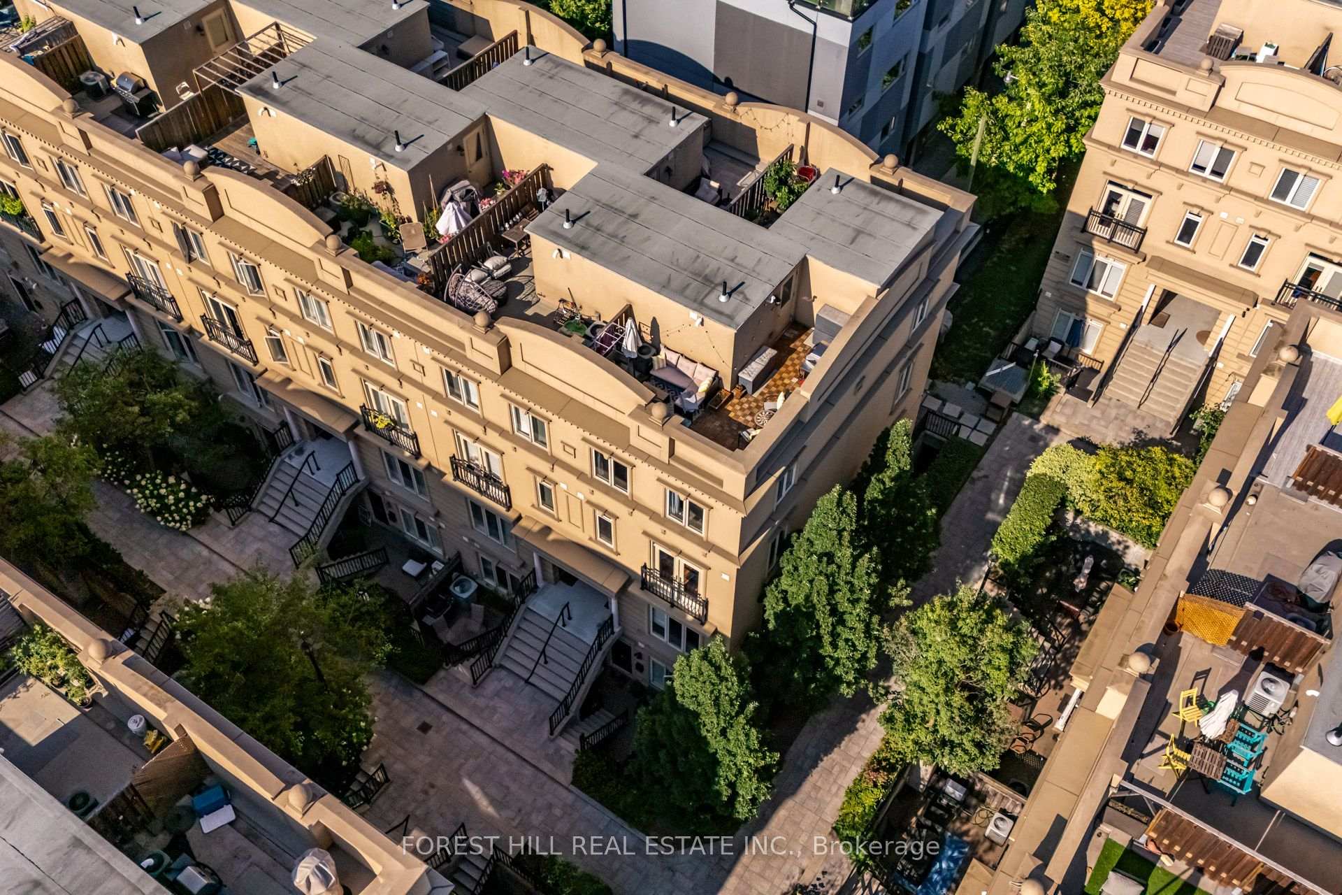 Photo 35 of Unit TH 3, 68 Carr Street, Toronto, Kensington-Chinatown — HOMEH