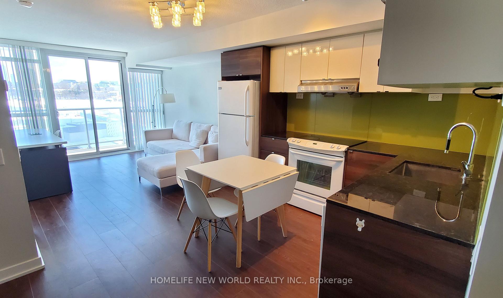 Photo 2 of Unit 811, 121 Mcmahon Drive, North York, Bayview Village — HOMEH