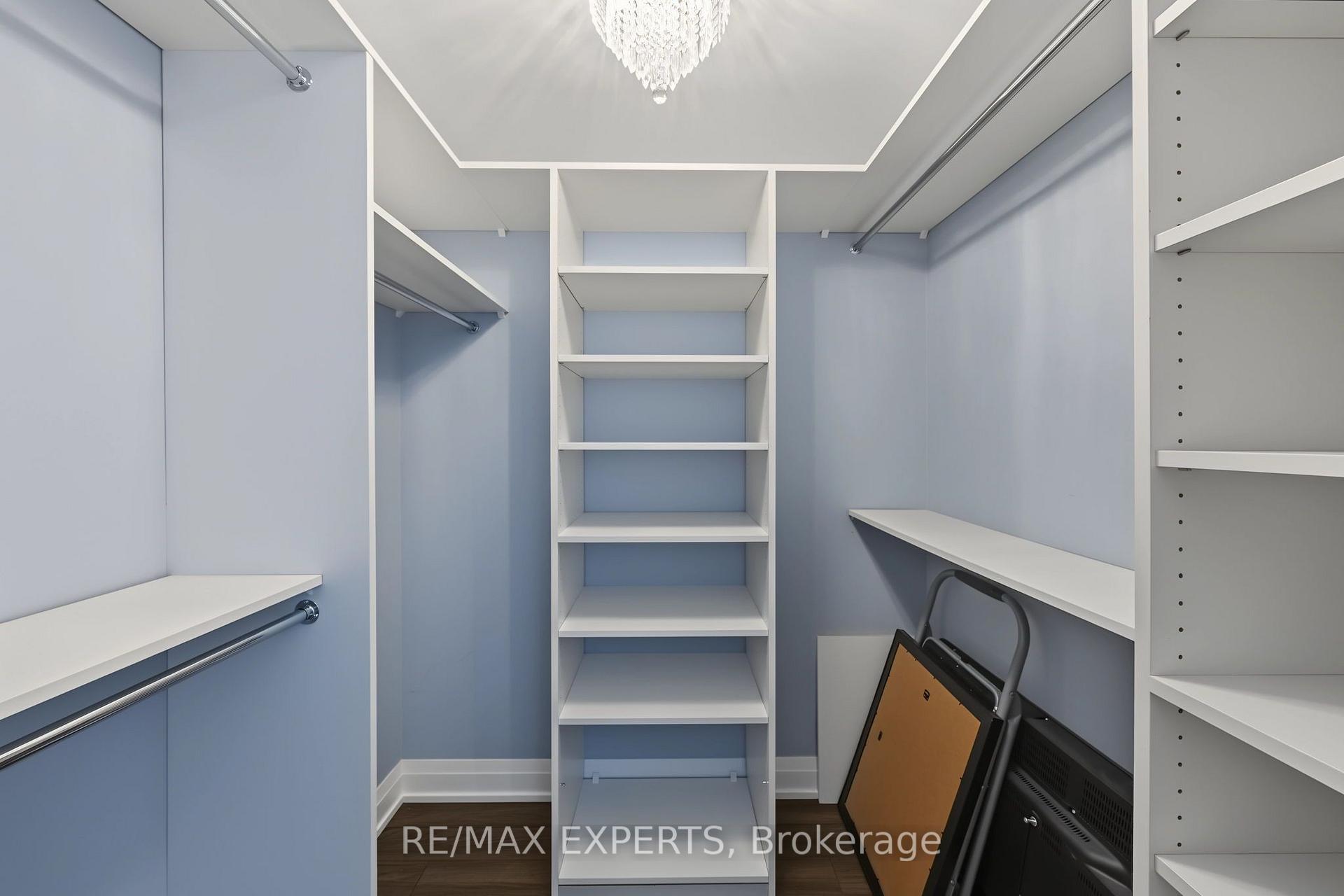 Photo 15 of Unit 117, 4800 Highway 7, Vaughan, East Woodbridge — HOMEH