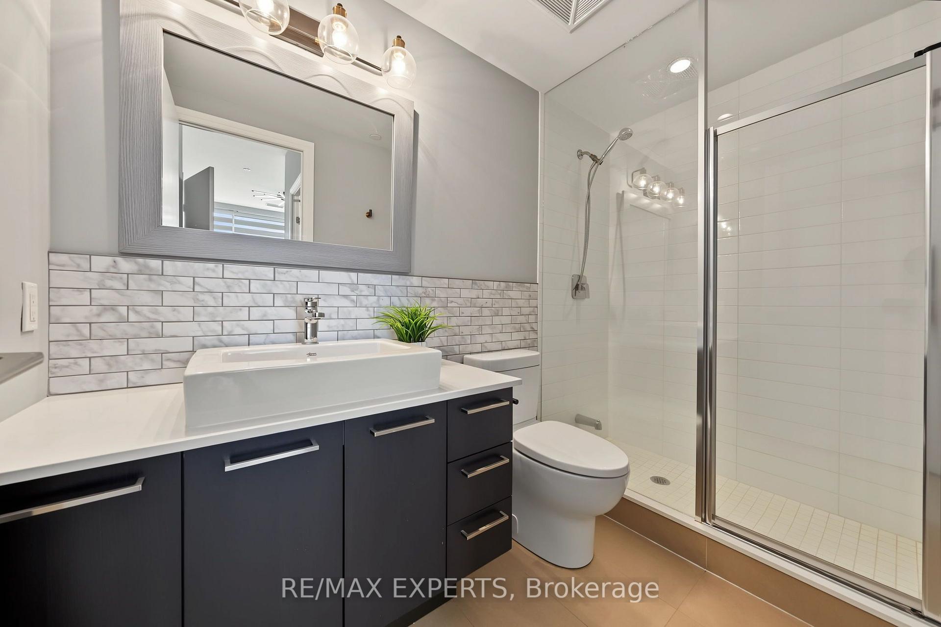 Photo 16 of Unit 117, 4800 Highway 7, Vaughan, East Woodbridge — HOMEH