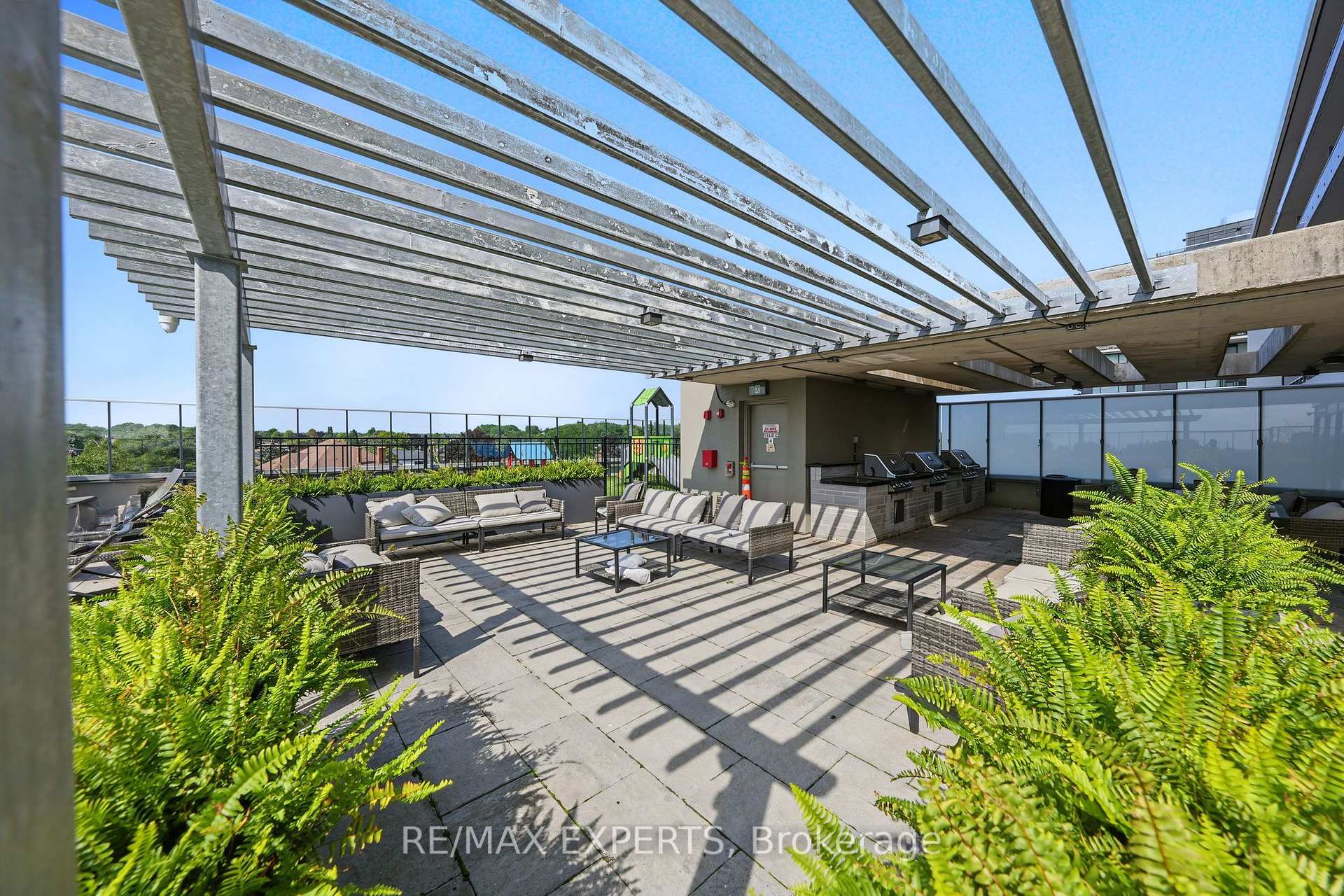 Photo 29 of Unit 117, 4800 Highway 7, Vaughan, East Woodbridge — HOMEH