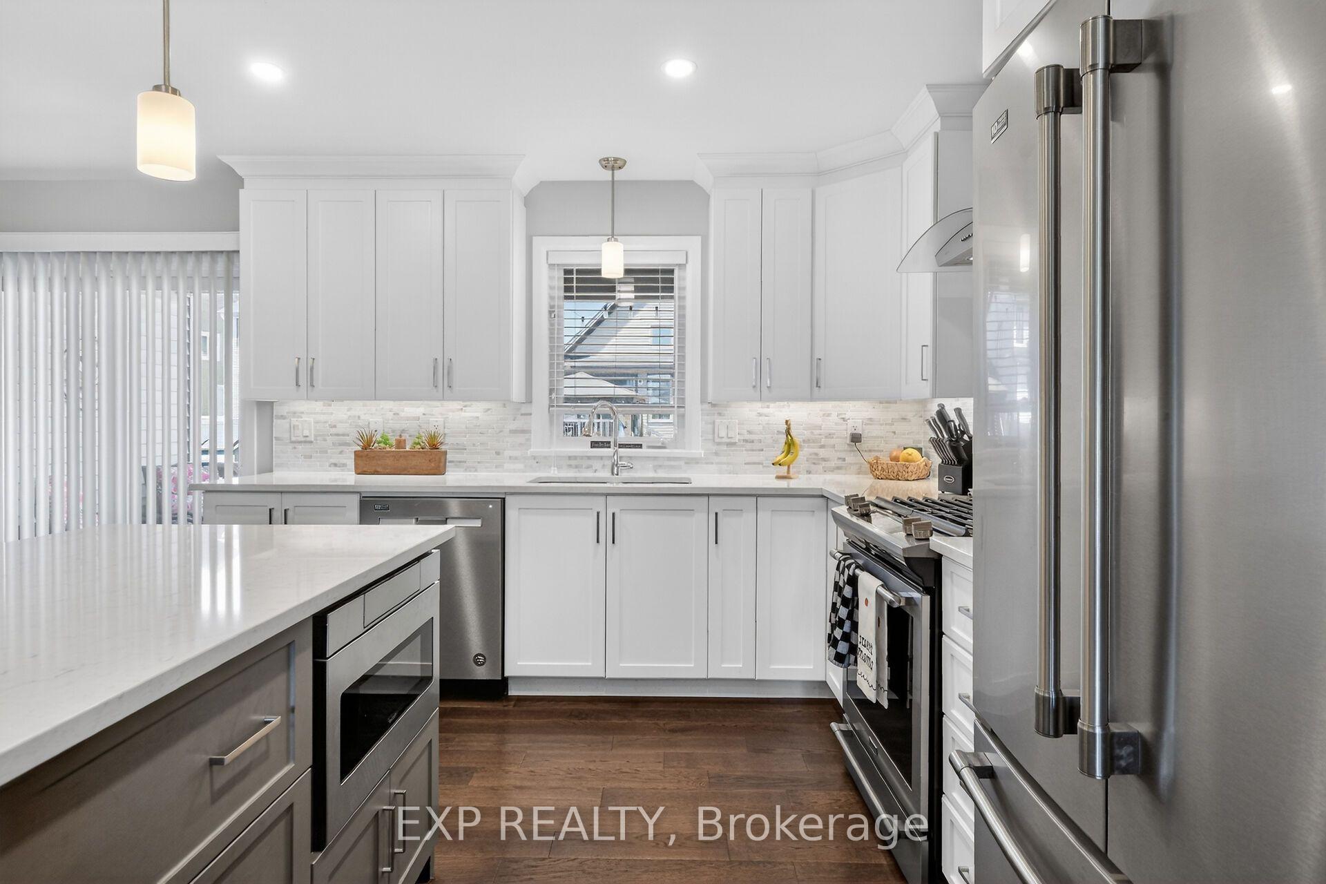 Photo 12 of 450 Central Park Boulevard, Russell, Village of Russell — HOMEH
