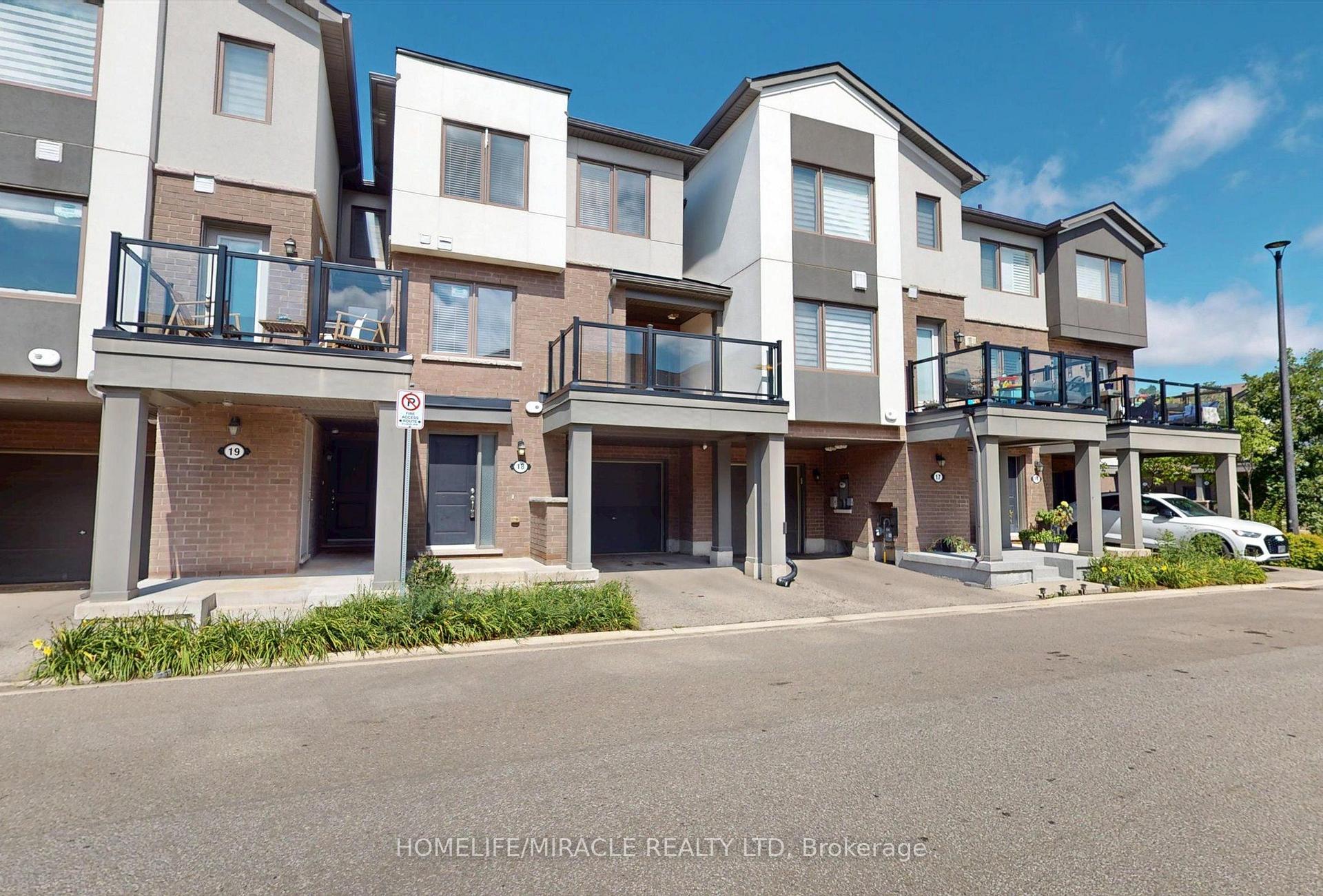 Front of Unit 18, 1125 Leger Way