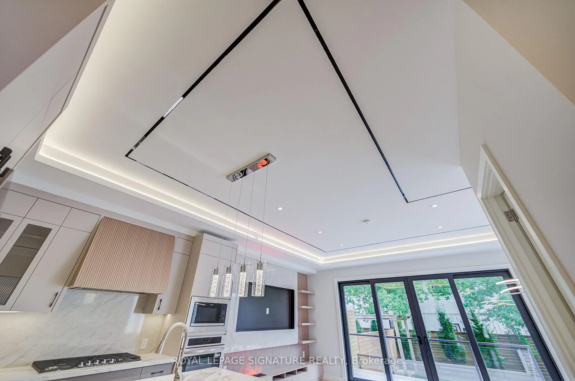 Photo 20 of 876 Atwater Avenue, Mississauga, Lakeview — HOMEH