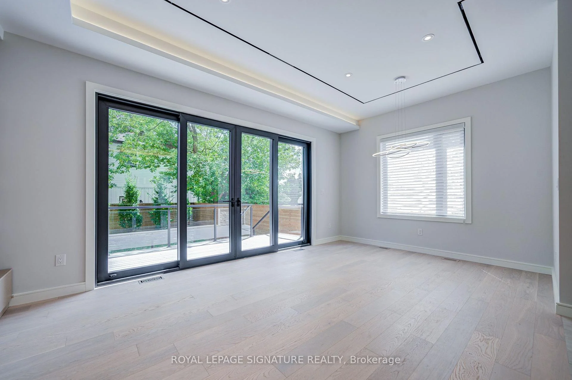 Photo 23 of 876 Atwater Avenue, Mississauga, Lakeview — HOMEH
