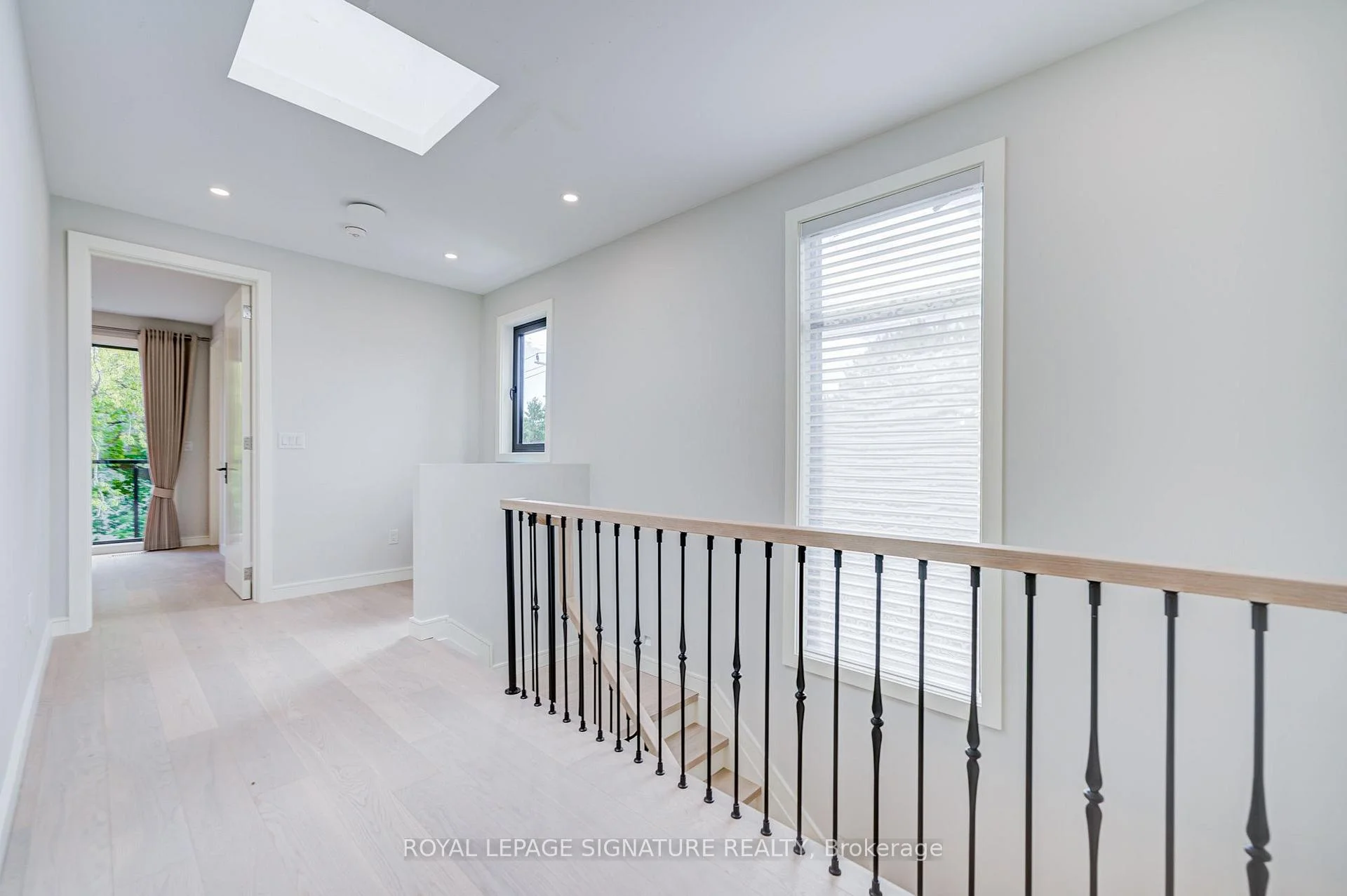 Photo 26 of 876 Atwater Avenue, Mississauga, Lakeview — HOMEH