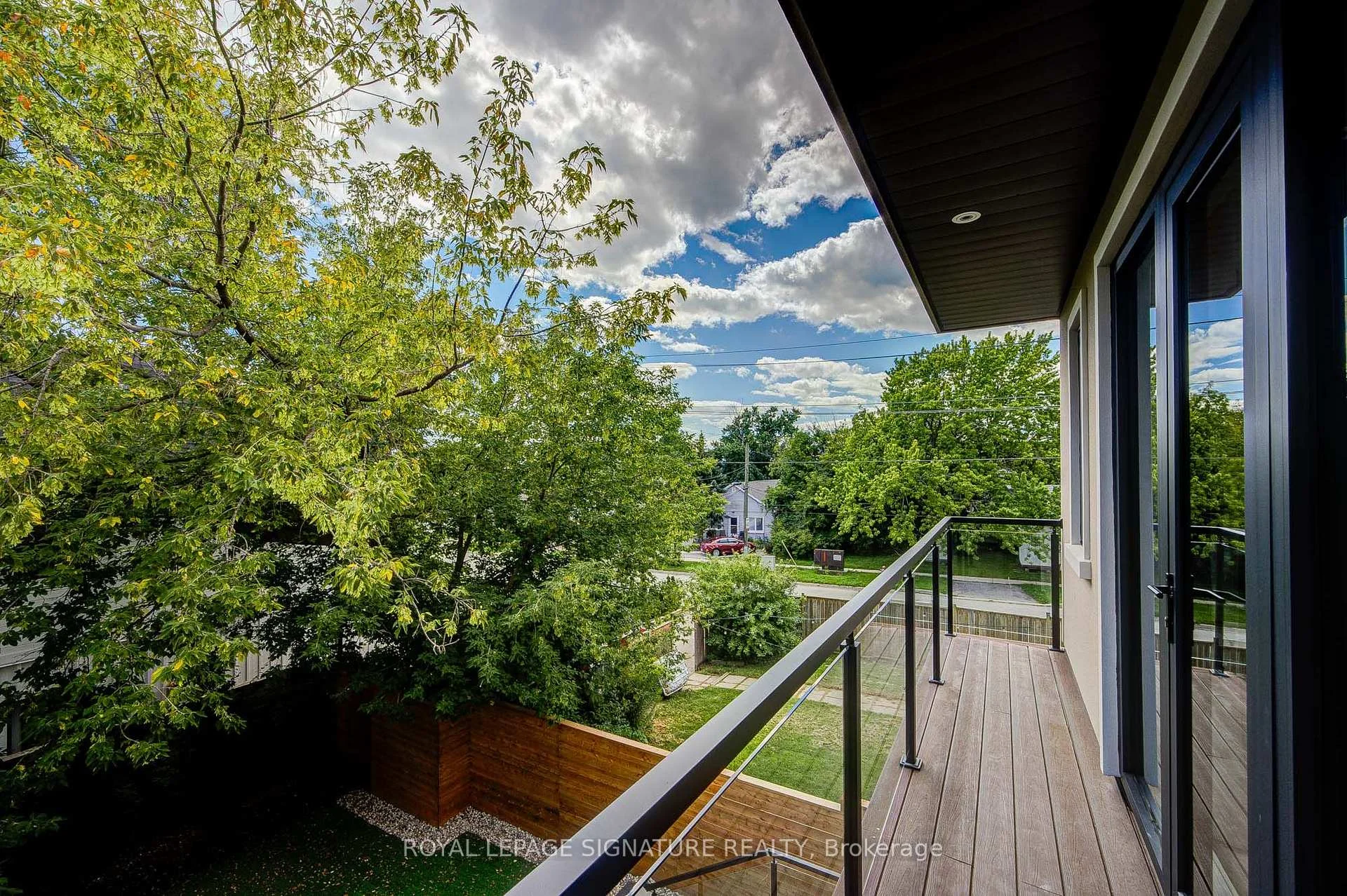 Photo 33 of 876 Atwater Avenue, Mississauga, Lakeview — HOMEH