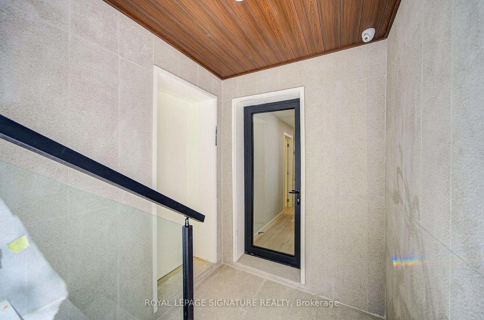 Photo 53 of 876 Atwater Avenue, Mississauga, Lakeview — HOMEH