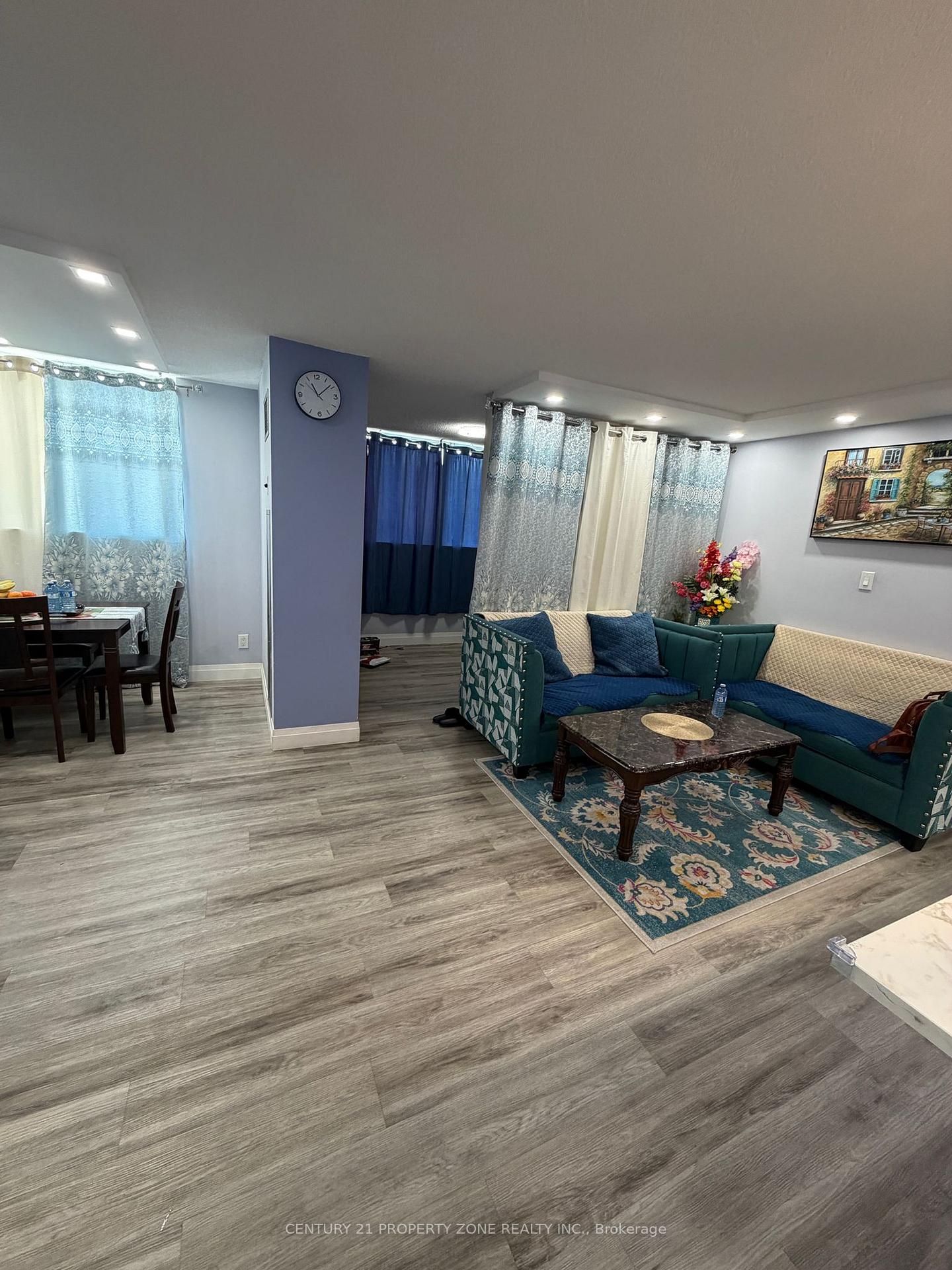 Photo 8 of Unit 1501, 3700 Kaneff Crescent, Mississauga, Mississauga Valleys — HOMEH