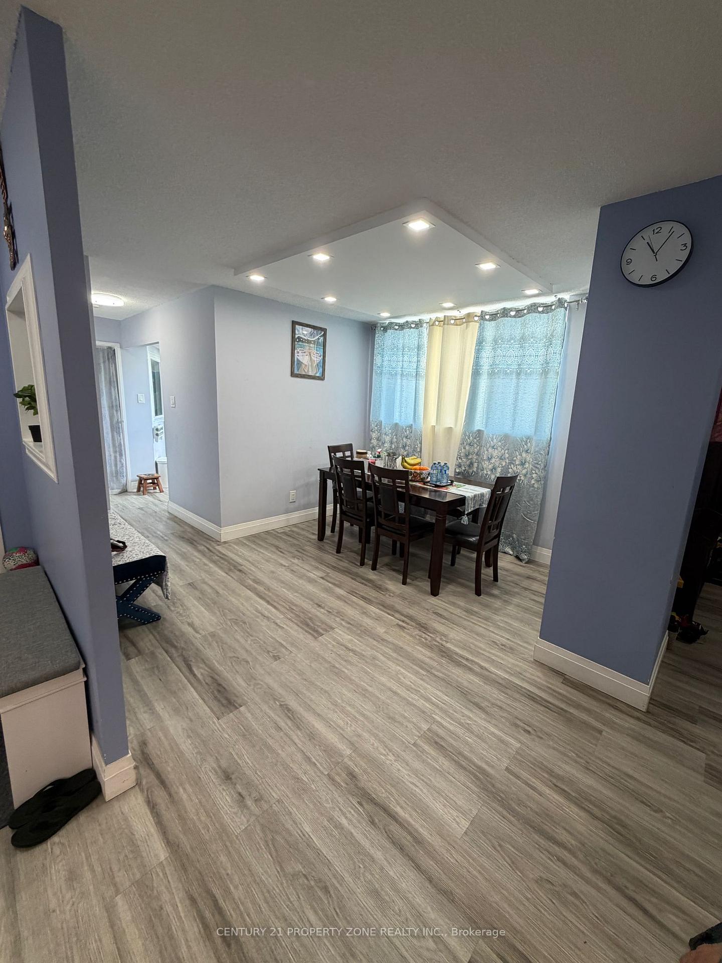 Photo 9 of Unit 1501, 3700 Kaneff Crescent, Mississauga, Mississauga Valleys — HOMEH