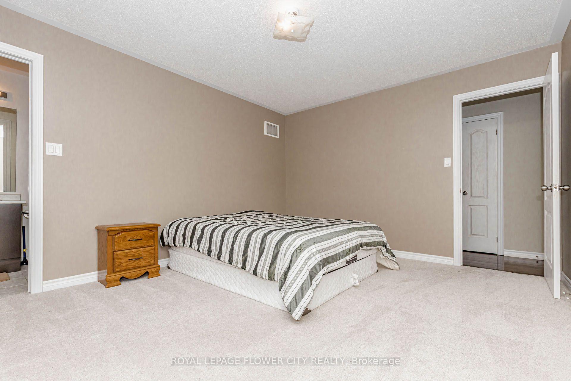Photo 32 of 944 O'reilly Crescent, Shelburne — HOMEH